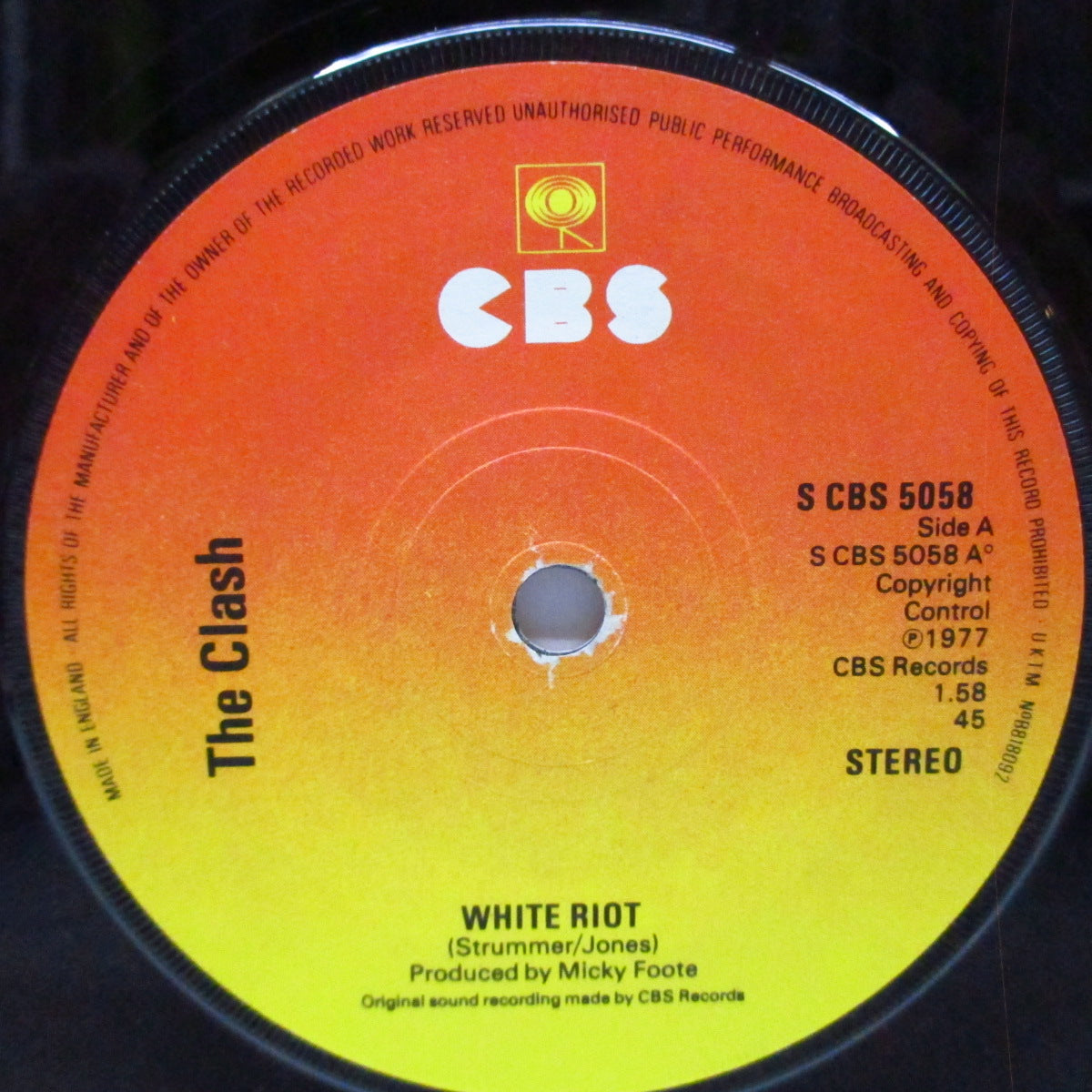 CLASH, THE (ザ・クラッシュ) - White Riot / 1977 (UK オリジナル「The Clash / Copyright Control ラベ」7"/白黒カンパニースリーブ)