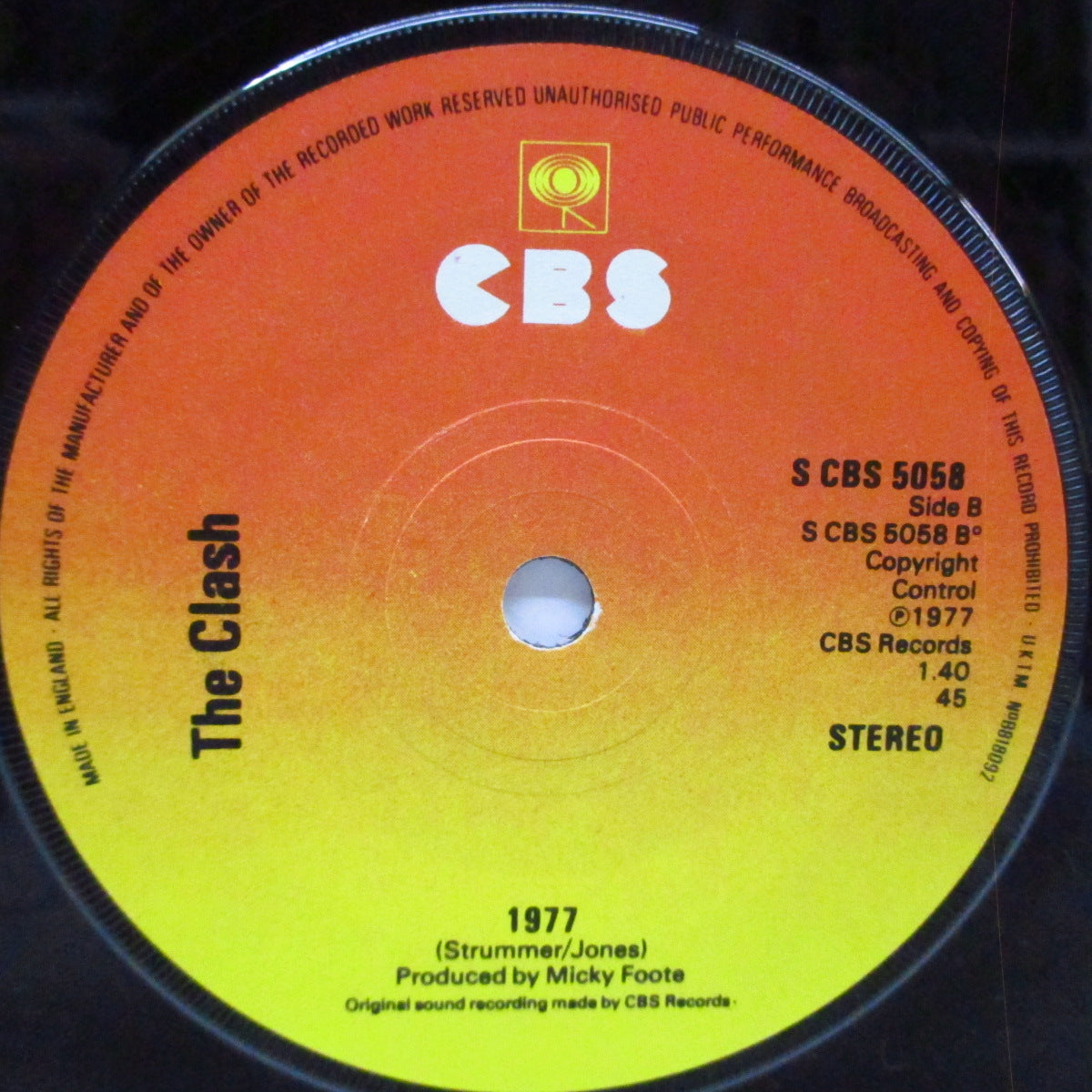 CLASH, THE (ザ・クラッシュ) - White Riot / 1977 (UK オリジナル「The Clash / Copyright Control ラベ」7"/白黒カンパニースリーブ)