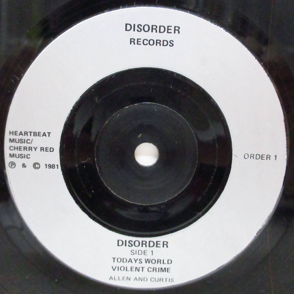 DISORDER (ディスオーダー) - Complete Disorder EP (UK オリジナル 7"/マットソフト紙ジャケ) '81年ファースト EP !