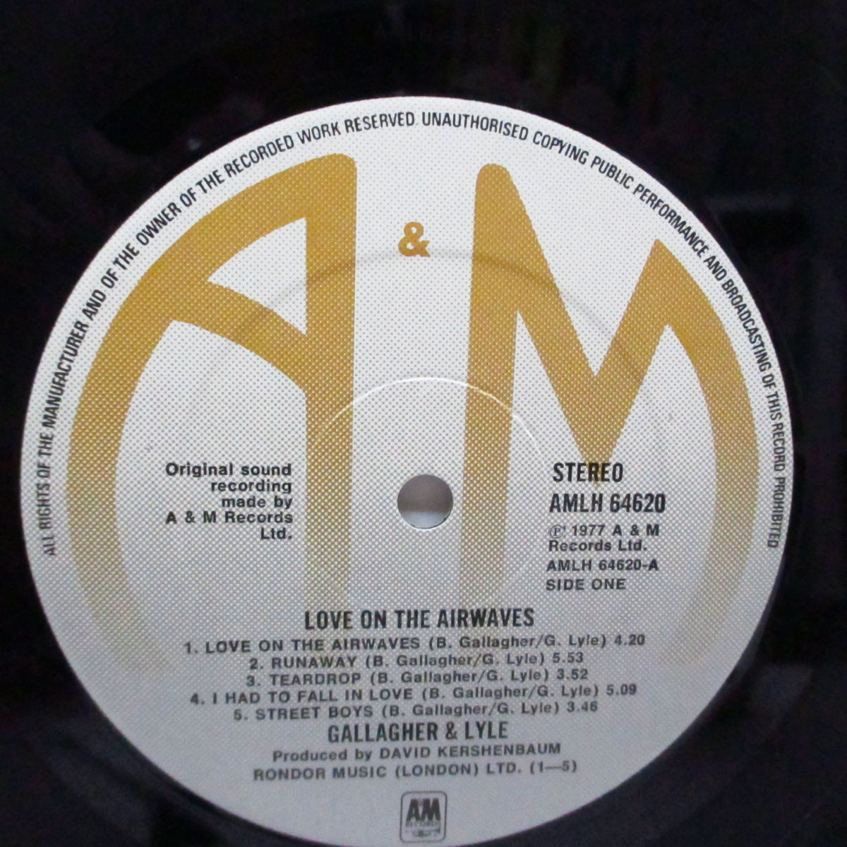 GALLAGHER & LYLE (ギャラガー&ライル) - Love On The Airwaves (UK オリジナル LP+インサート)
