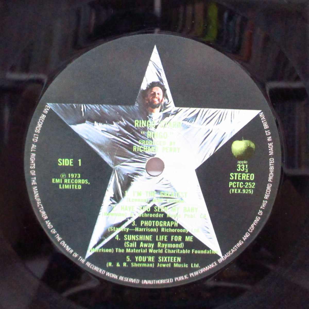 RINGO STARR (リンゴ・スター) - Ringo (UK オリジナル LP+オランダ印刷ブックレット/見開ジャケ)