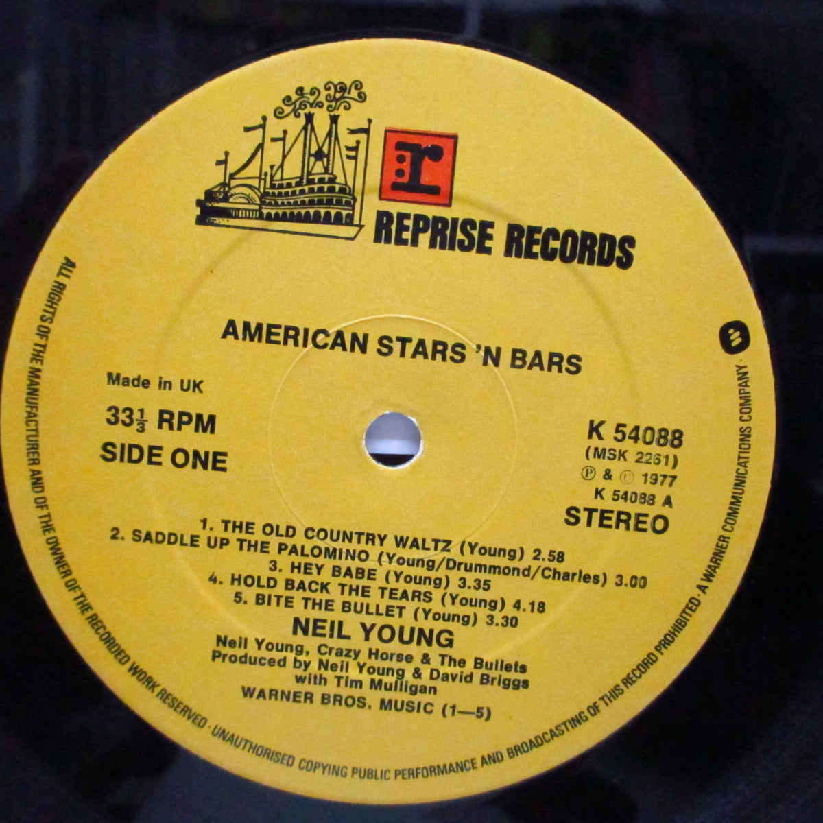 NEIL YOUNG (ニール・ヤング) - American Stars'n Bars (UK オリジナル LP #2 +インナー/曲目ステッカー付ジャケ)
