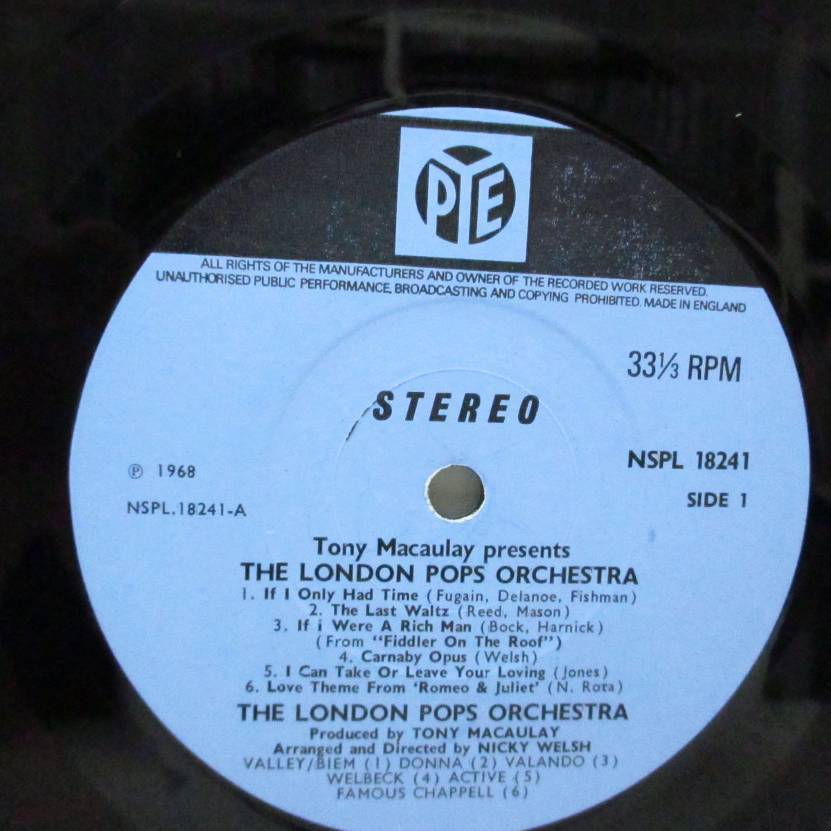 LONDON POPS ORCHESTRA, THE (ザ ・ロンドン・ポップス・オーケストラ) - Tony Macaulay Presents The London Pops Orchestra (UK オリジナル「ステレオ」LP/3面コーティング三面折り返ジャケ)