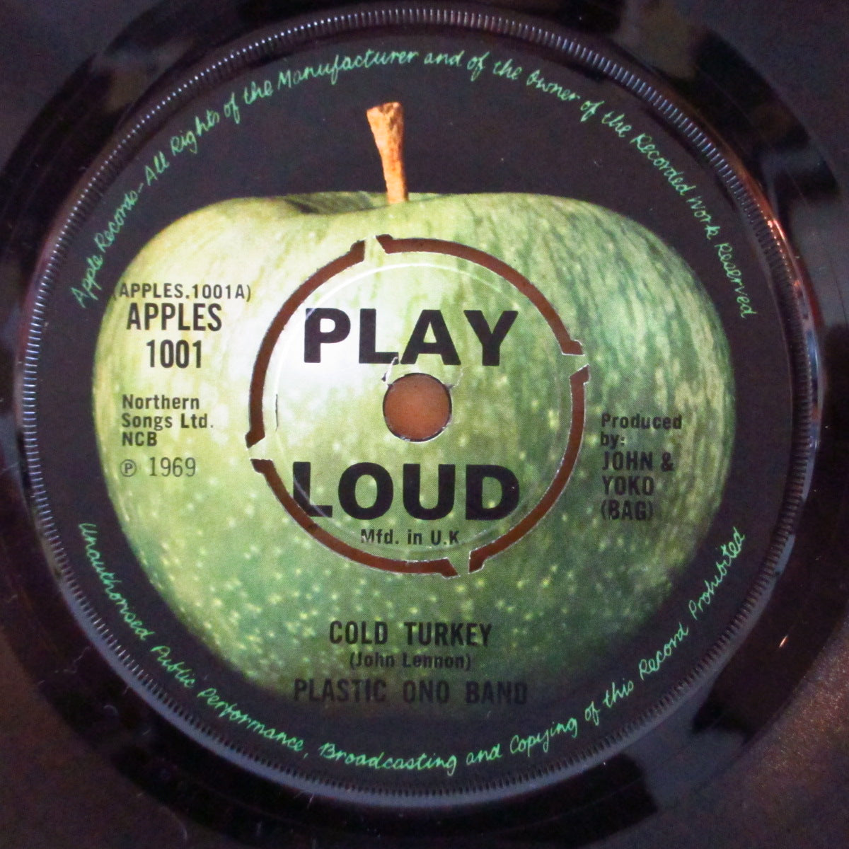 JOHN LENNON (PLASTIC ONO BAND) (ジョン・レノン (プラスチック・オノ・バンド)) - Cold Turkey (UK '69 オリジナル「ラウンドセンター 7インチ+アップル・ダイカット黒スリーブ)