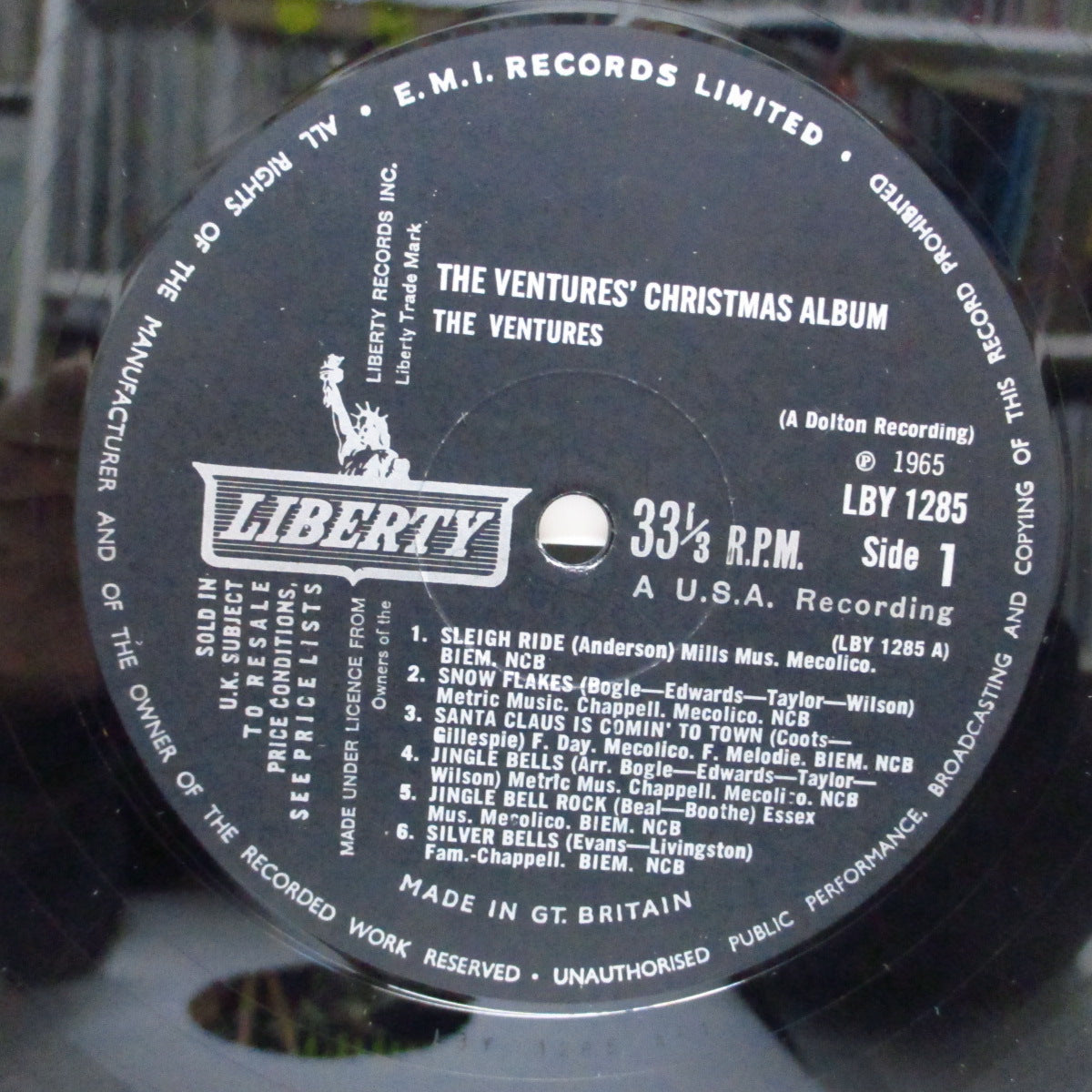 VENTURES (ベンチャーズ) - Christmas Album (UK オリジナル「モノラル」LP/表面コーティング3面折り返ジャケ)