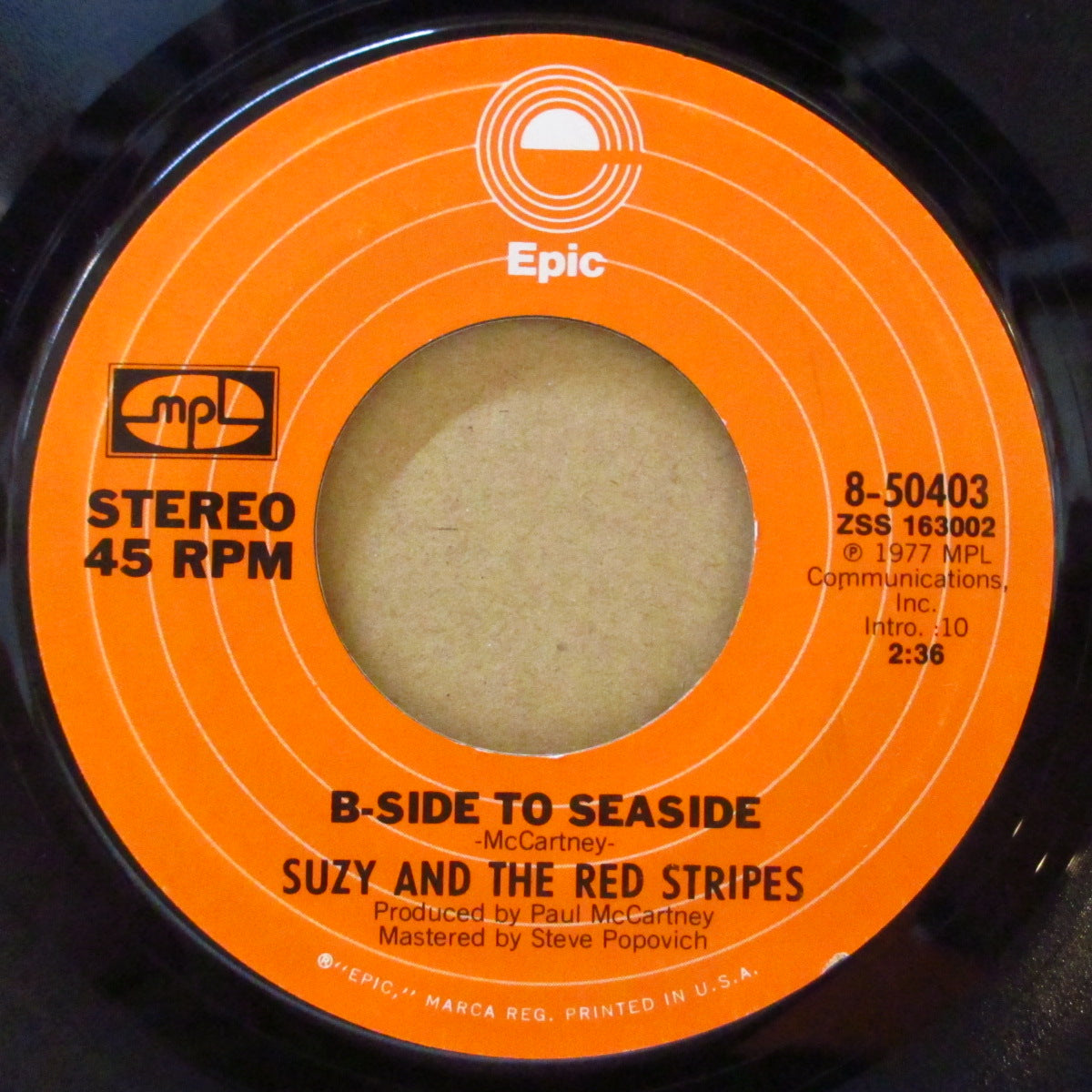 SUZY AND THE RED STRIPES (Linda & Paul McCartney ) (スージー&レッド・ストライプス = リンダ&ポール・マッカートニー) - Seaside Woman (US '77 オリジナル 7インチ+カンパニースリーブ)