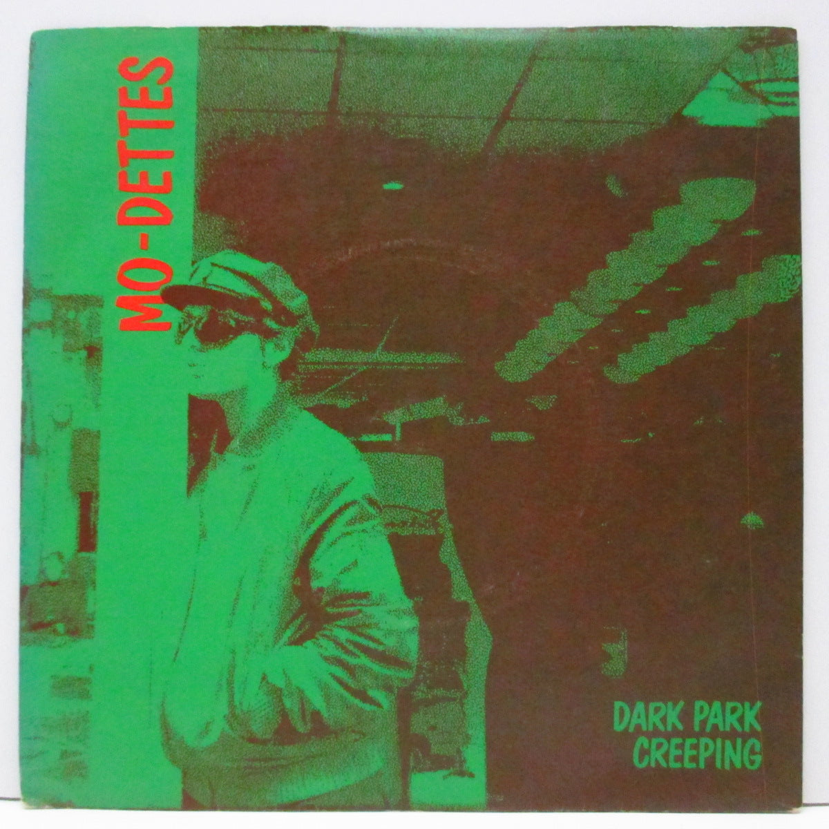 MO-DETTES (モ・デッツ) - Dark Park Creeping (UK オリジナル 7"/光沢ソフト紙折り返しジャケ付) バックが緑のバージョン!