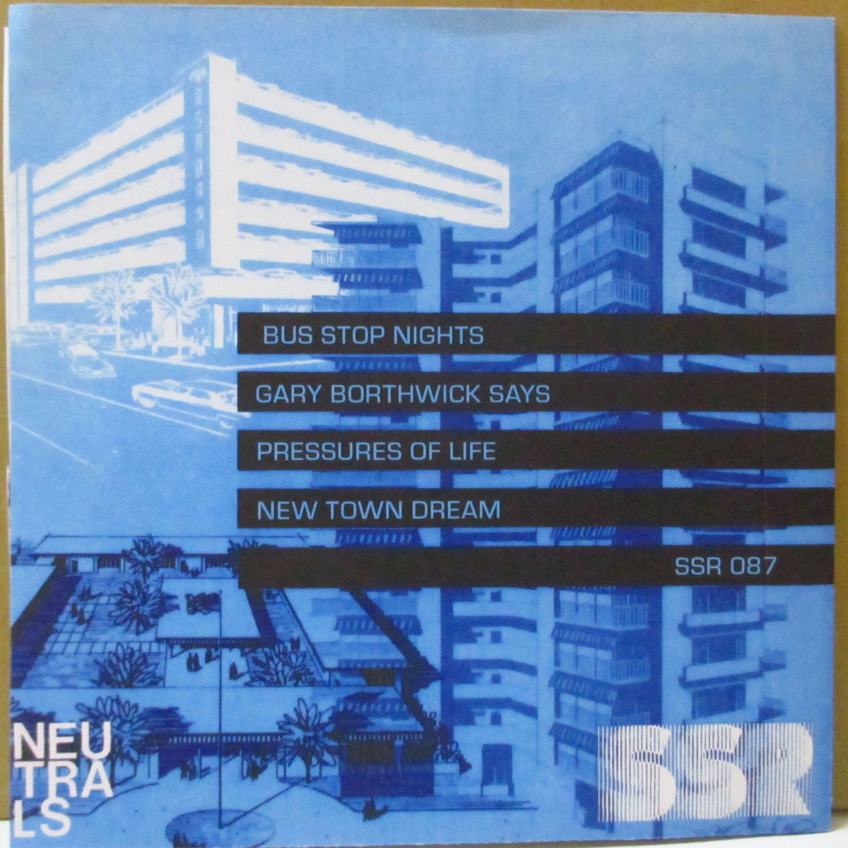 NEUTRALS (ニュートラルズ) - Bus Stop Nighta E.P. (UK '22 限定350枚2ndプレス4曲入り「ホワイトヴァイナル」 7インチ+光沢ジャケ, ポストカード, コースター)