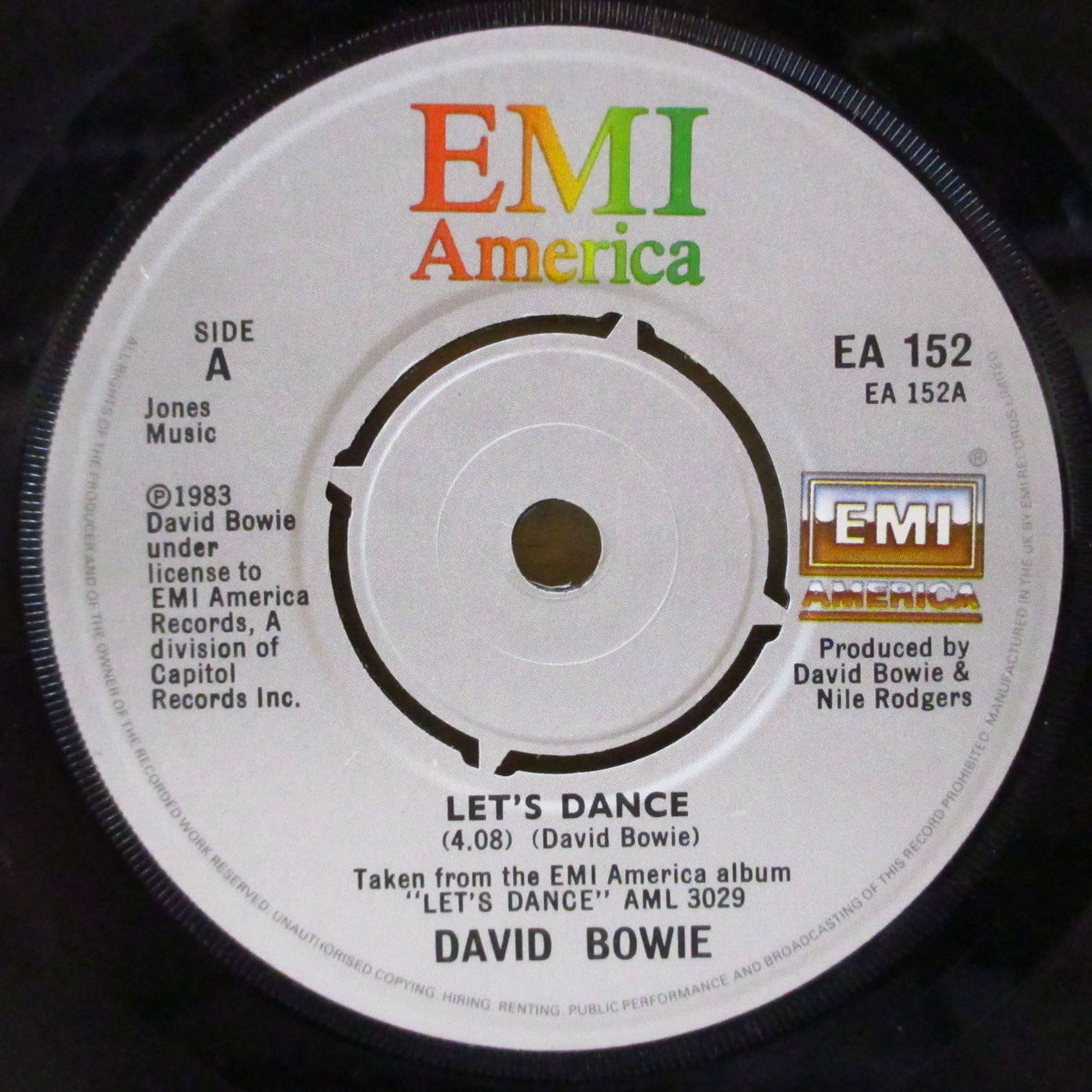 DAVID BOWIE (デヴィッド・ボウイ) - Let's Dance (UK '83 オリジナル「グレー紙ラベ・ラウンド・センター」7インチ+光沢固紙ジャケ)
