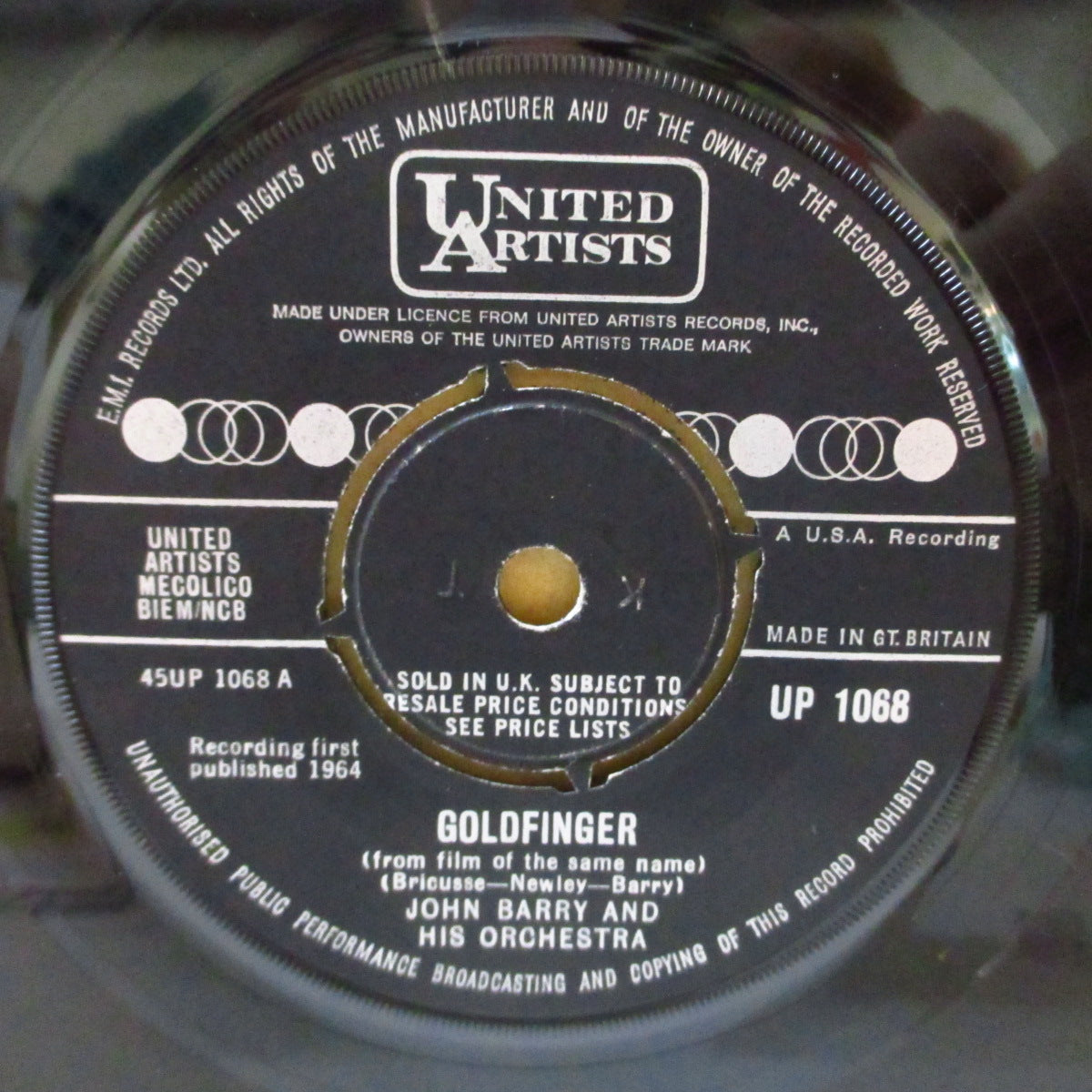 JOHN BARRY AND HIS ORCHESTRA (ジョン・バリー・アンド・ヒズ・オーケストラ) - Goldfinger (UK '64 オリジナル・ラウンドセンター」 7インチ)映画007/ジェームズ・ボンド・テーマ曲!