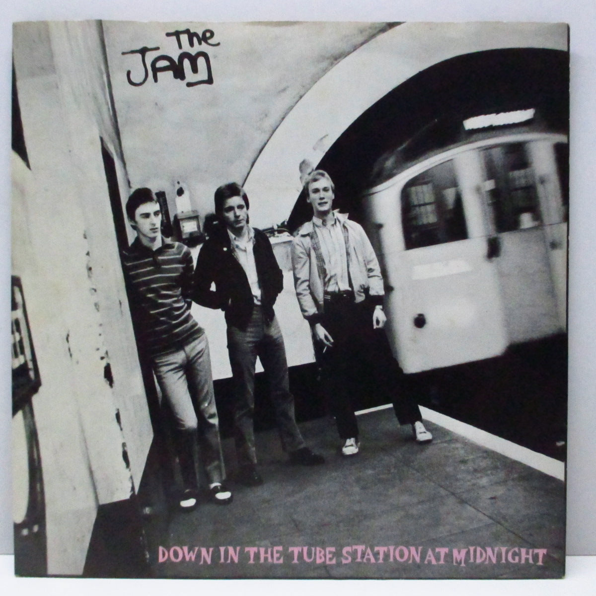 JAM, THE (ザ・ジャム) - Down in the Tube Station at Midnight +2 (UK オリジナル「銀プララベ」フラットセンター 7"/光沢固紙折り返ジャケ) レア「ミスプリント」Ver !