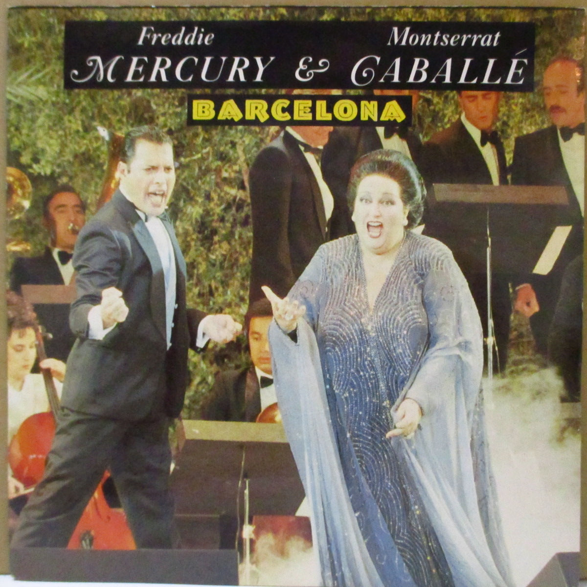 FREDDIE MERCURY & MONTSERRAT CABALLE (フレディ・マーキュリー & モンセラート・カバリェ) - Barcelona (UK '87 オリジナル「銀プラスチックラベ・フラットセンター」 7インチ+光沢固紙ジャケ)