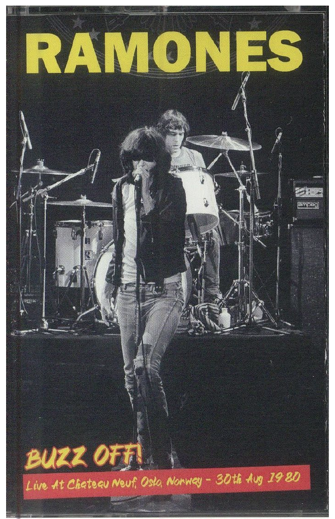 RAMONES (ラモーンズ) - Buzz Off! Live Al Chateau Neuf, Oslo, Norvegia 1980 (UK 限定プレス カセット/ New) レア!ノルウェーでの初ライブ音源!