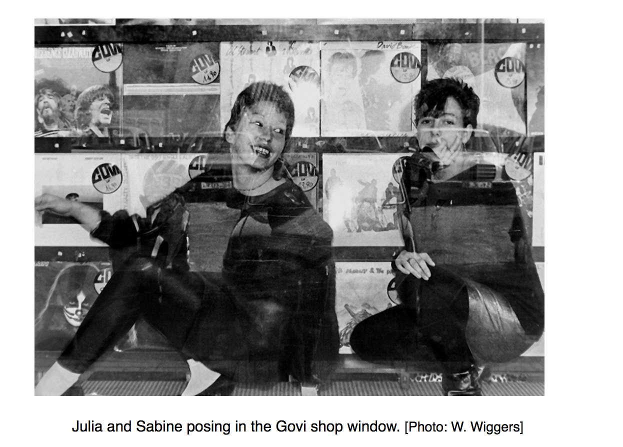 Chris Daily (クリス・デイリー著) - Everybody's Scene : The Story Of Connecicut's Anthrax Club (US 限定再版ペーパーバック本/ New) 「アンスラックス・クラブ」の歴史本!