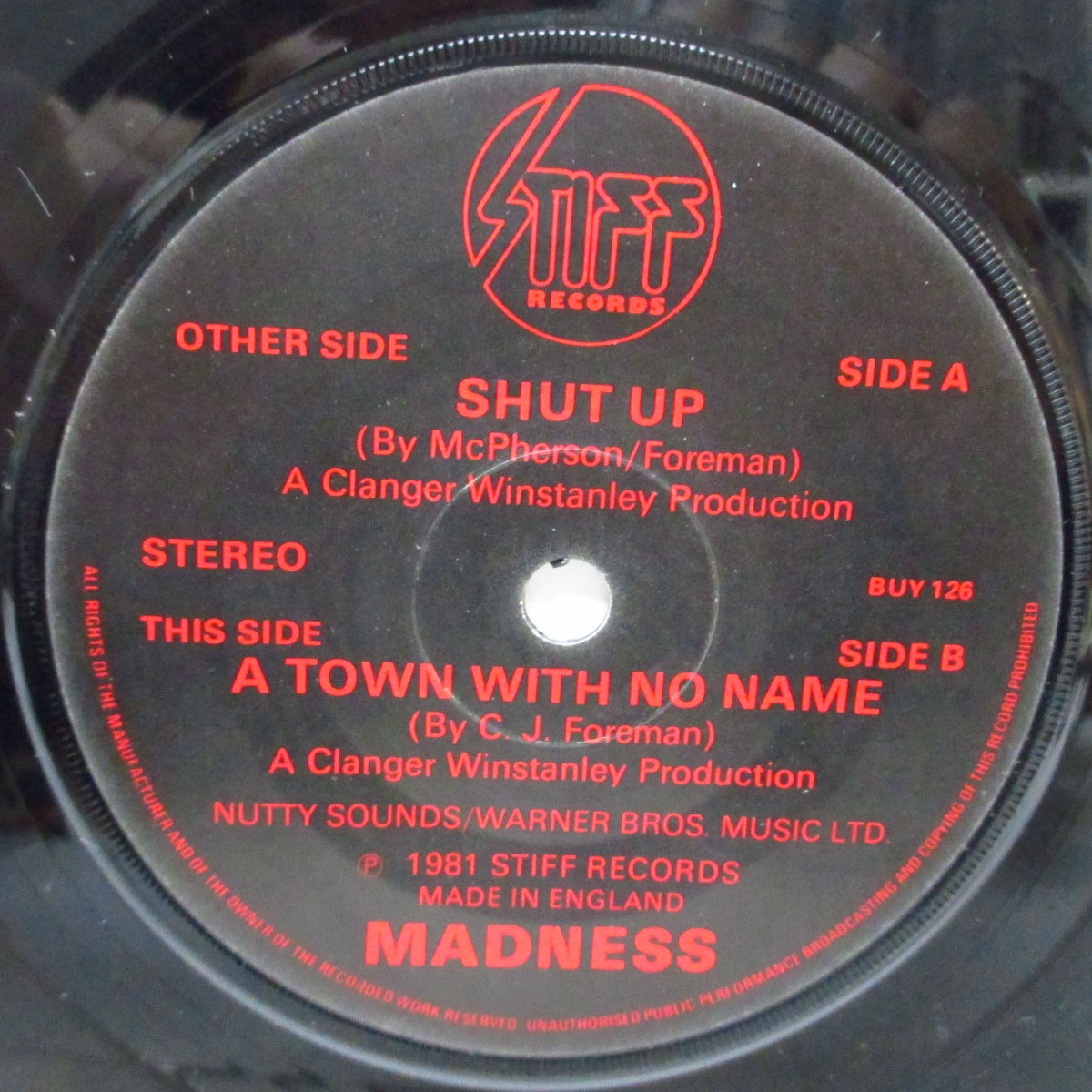 MADNESS (マッドネス) - Shut Up (UK オリジナル「フラットセンター」7"/光沢固紙折り返ジャケ) 表ジャケ下部にスリーブデザインのクレジット有 Ver.