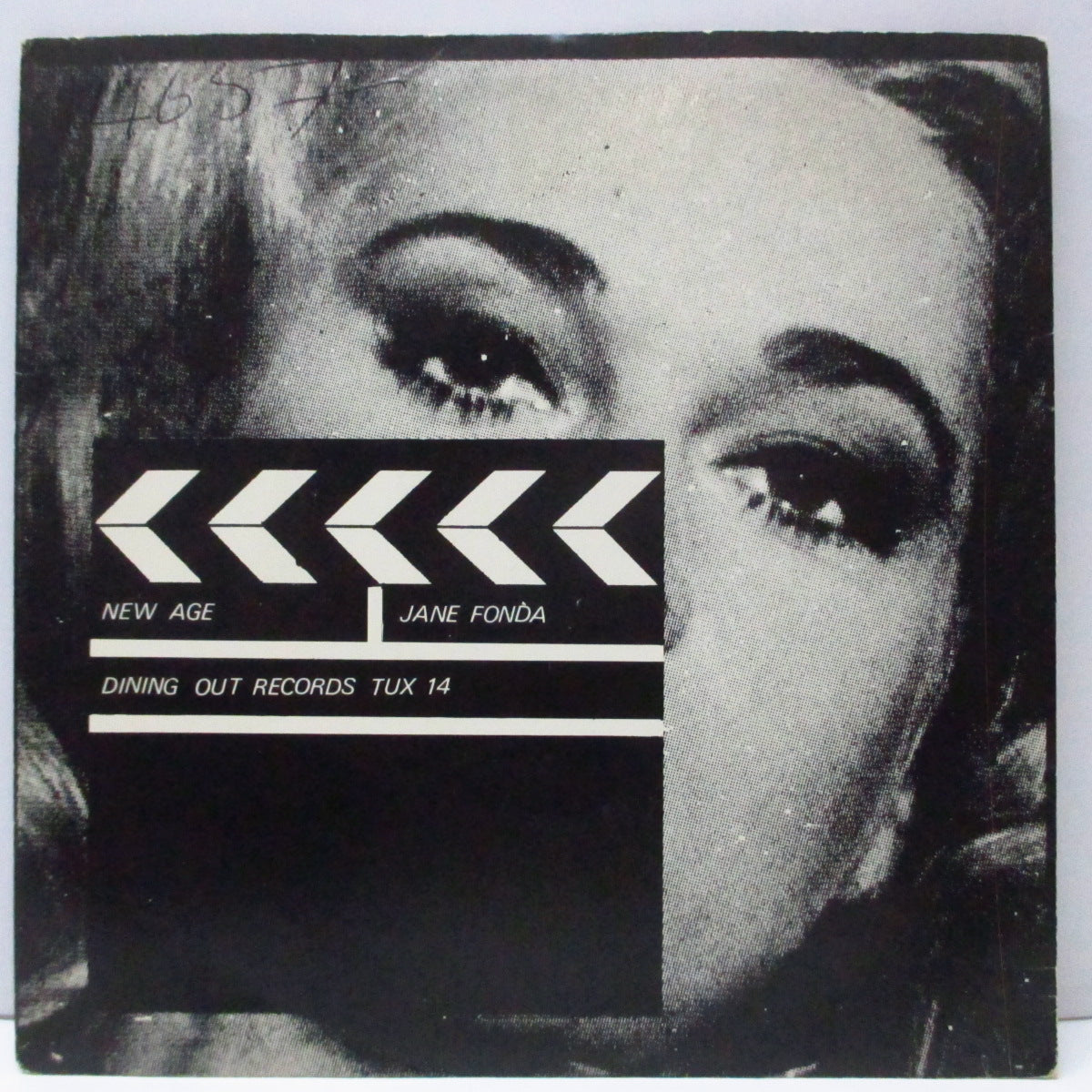 NEW AGE (ニュー・エイジ) - Jane Fonda / Radio Show (UK オリジナル 7"/光沢固紙ジャケ) 英レスター出身パンキー・ニューウェーブバンド !