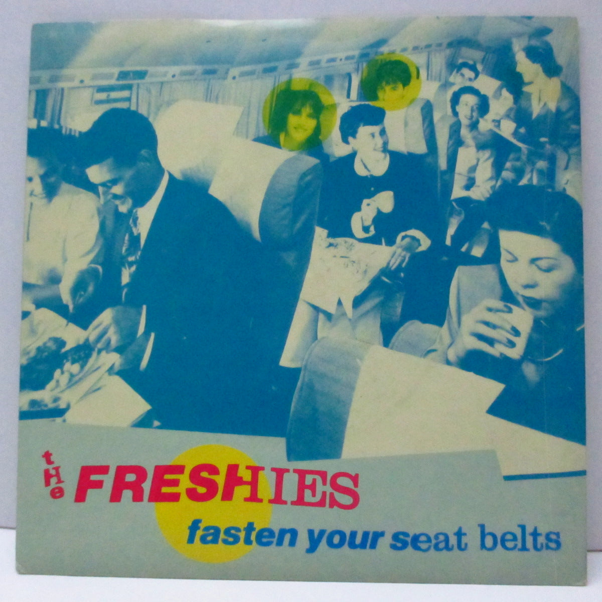 FRESHIES, THE (ザ・フレッシーズ) - Fasten Your Seat Belts (UK オリジナル 7"/光沢固紙折り返しジャケ)