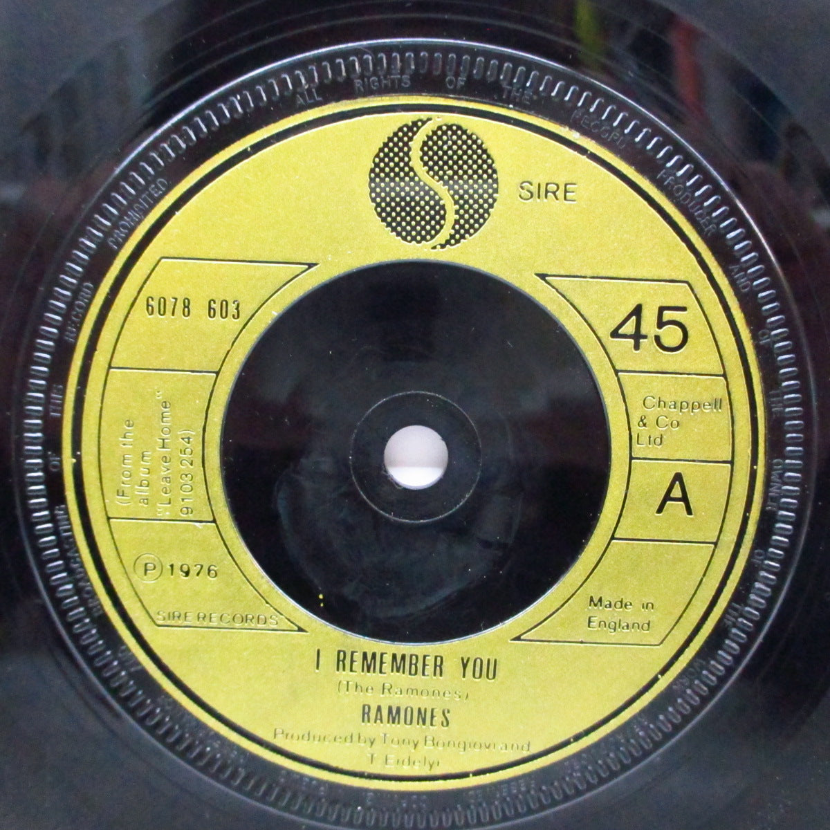 RAMONES (ラモーンズ) - I Remember You +2 (UK オリジナル「小穴金ラベ・フラットセンター」7"+カンパニースリーブ)