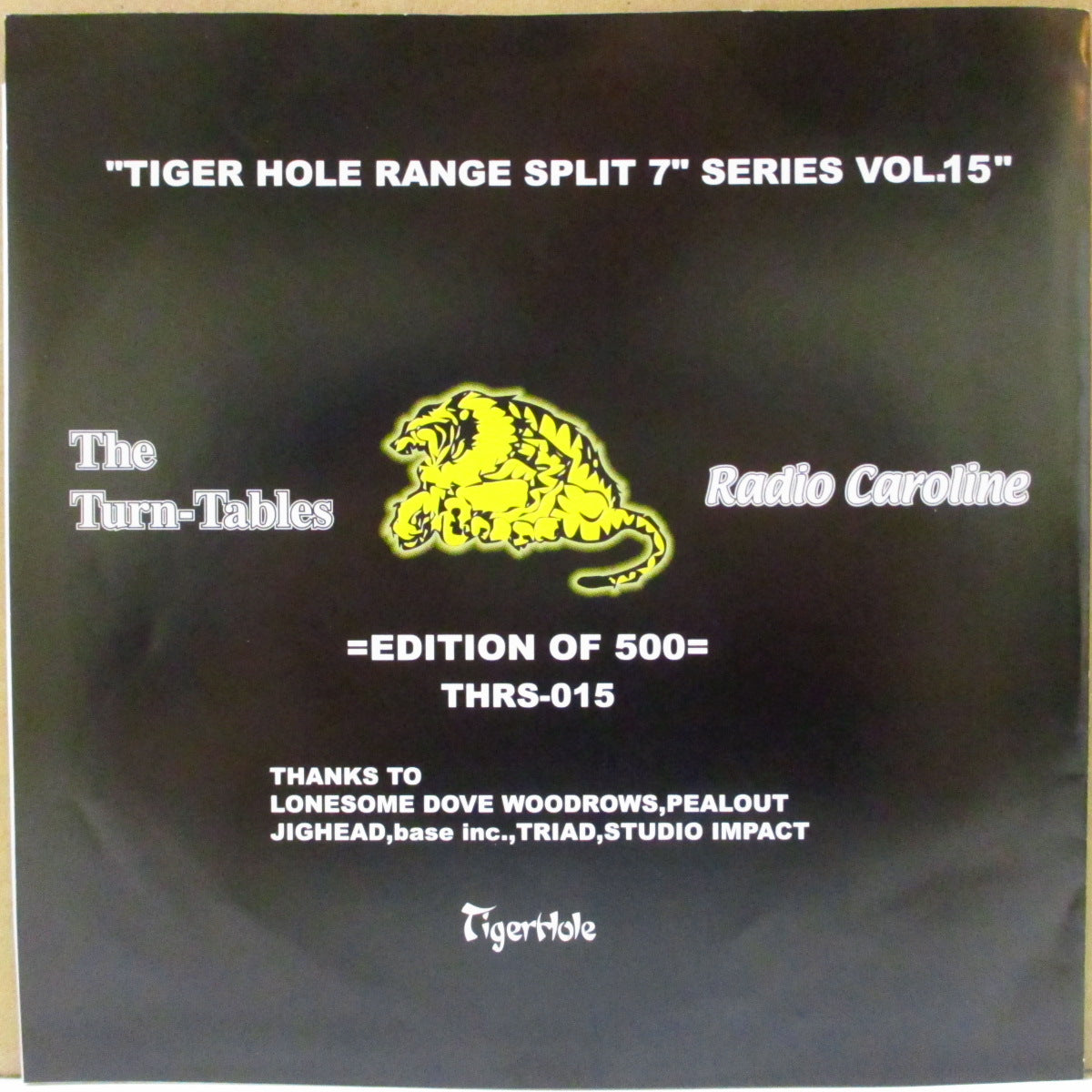 RADIO CAROLINE / TURN-TABLES, THE (レディオ・キャロライン / ザ・ターンテーブルス) - S.T. <Split Single> (Japan '04 500枚限定オリジナル スプリット 7インチ/赤&黒・光沢ソフト紙ジャケ)