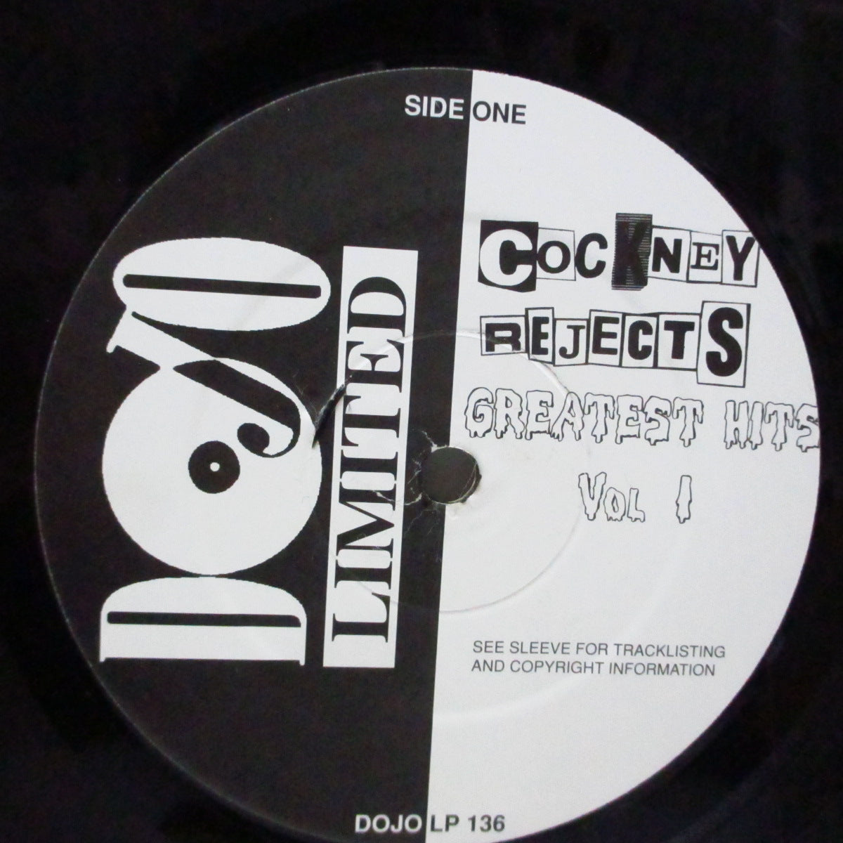 COCKNEY REJECTS (コックニー・リジェクツ) - Greatest Hits Vol.1 (UK '93 再発 LP+インナー、ボーナス7"、ステッカー付ジャケ/Dojo LP 136)