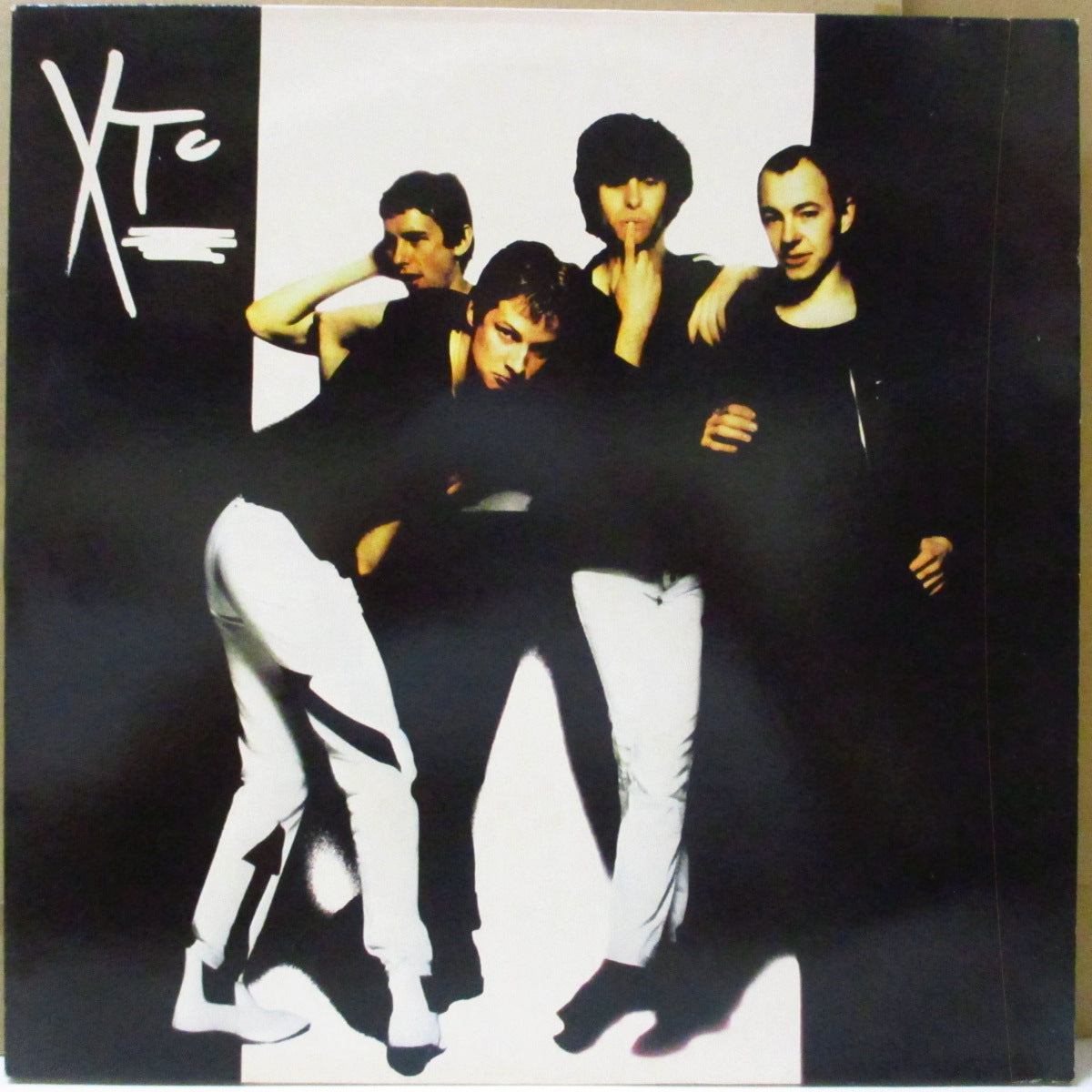 XTC - White Music (UK '84 再発 "OVED 60" グリーン&レッドラベ LP/バーコード無しジャケ) '78年1stアルバム