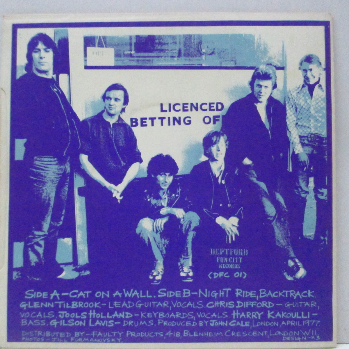 SQUEEZE (スクイーズ) - Packet Of Three EP (UK '79 再発 7"/「青/紫」光沢固紙ジャケ) オリジナル盤とはジャケ違い!