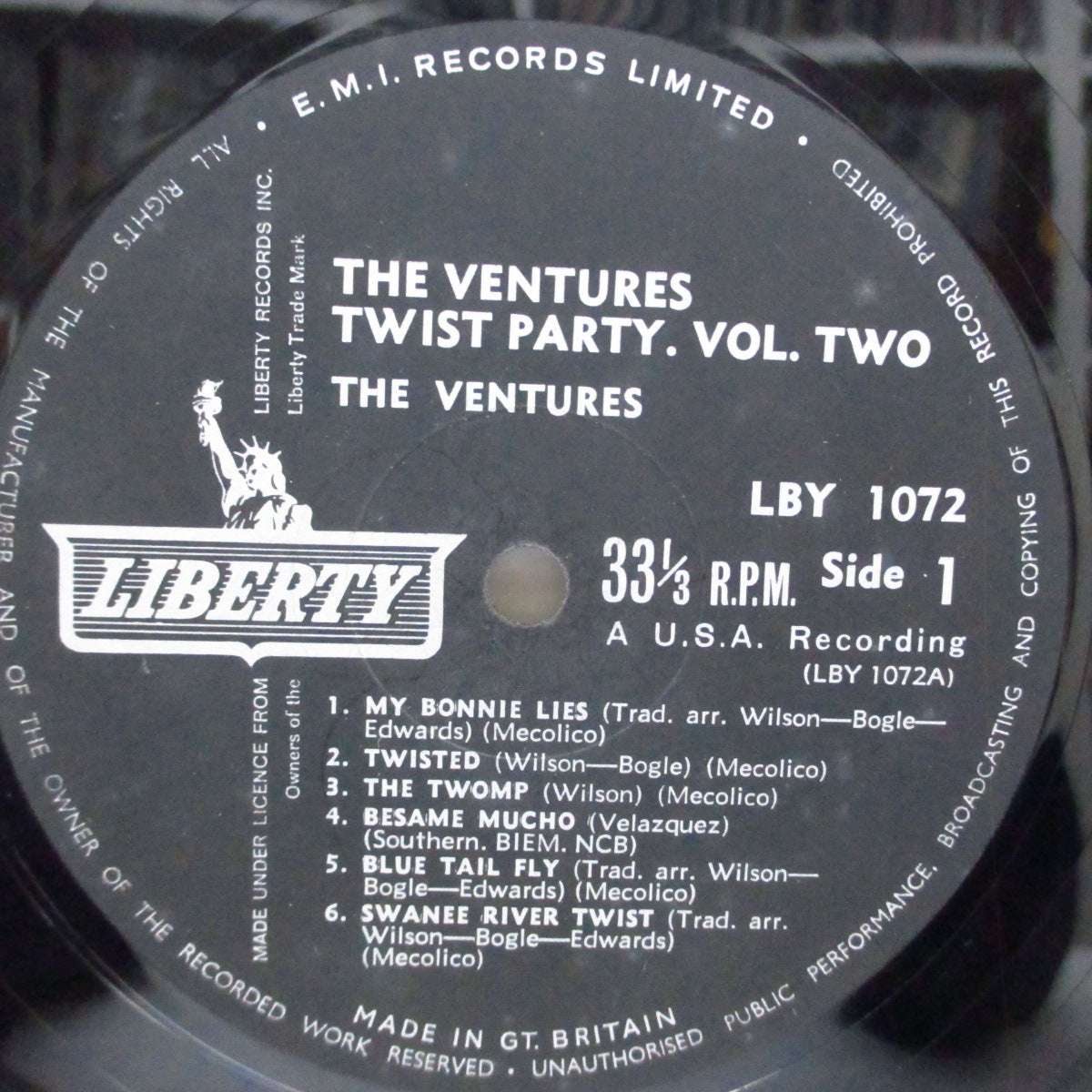 VENTURES (ベンチャーズ) - Twist Party Vol.2 (UKオリジナル「モノラル」LP/表面コーティング折り返ジャケ#1)