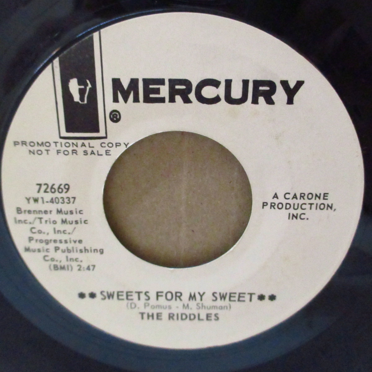 RIDDLES, THE (ザ・リドルズ) - Sweets For My Sweet (US '67 マーキュリー社プロモ7インチ+カンパニースリーブ)サーチャーズ名曲の清涼ガレージカバー & 哀愁マイナーコード・ポップ・ビート