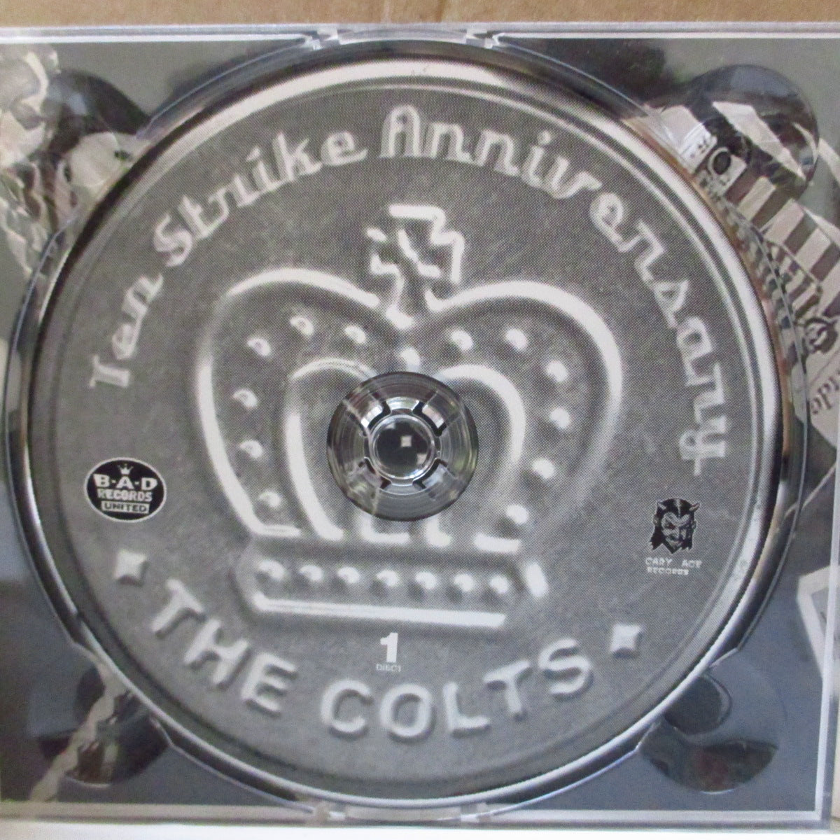 COLTS (コルツ) - Ten Strike Anniversary (Japan 限定 2xCD+3インチCD, ブックレット/3面見開きデジパックケース) '01年ベスト・レア音源コンピ