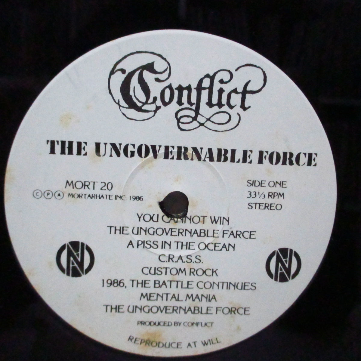 CONFLICT (コンフリクト) - The Ungovernable Force (UK 90's 再発 LP/価格表記の無い見開ジャケ) '86年サード!