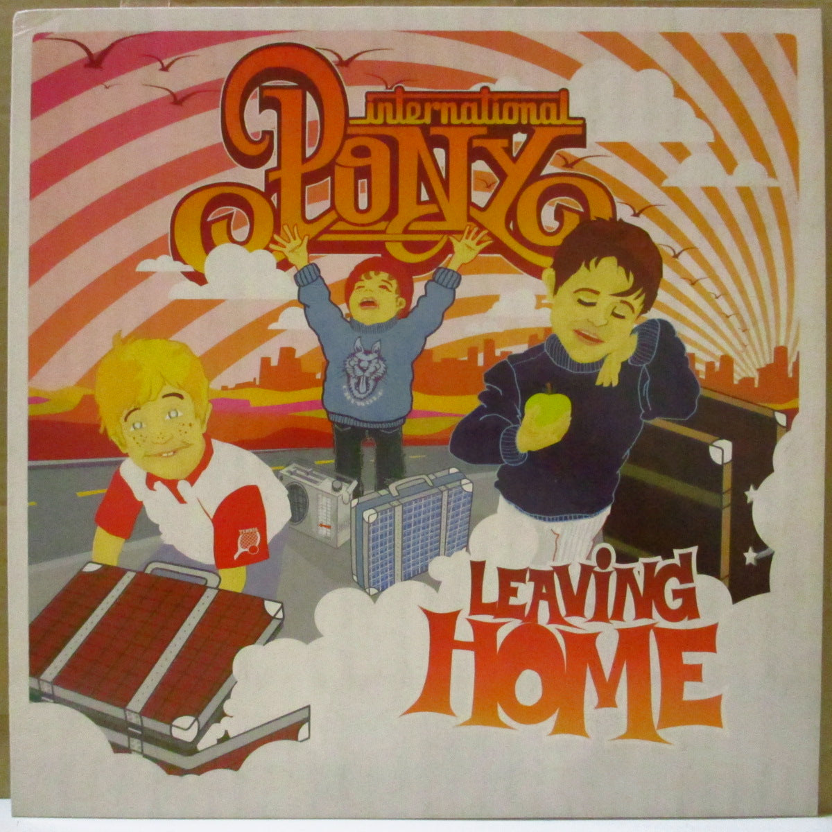 INTERNATIONAL PONY (インターナショナル・ポニー) - Leaving Home (UK '03 オリジナル3バージョン収録A面のみ33回転 12インチ)
