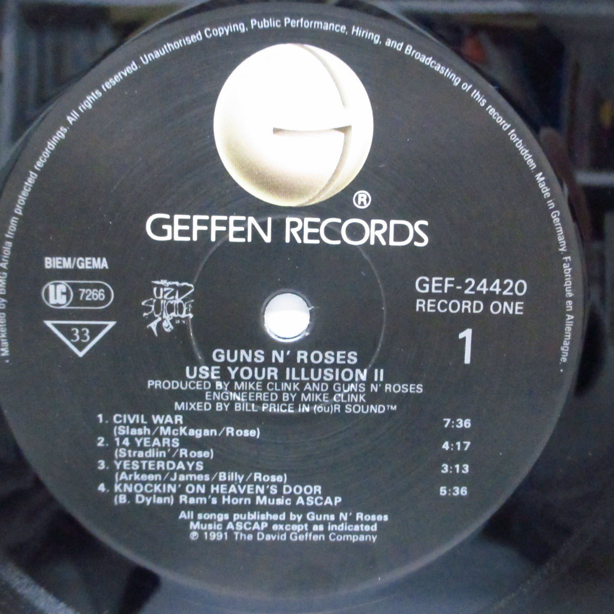 GUNS N' ROSES (ガンズ・アンド・ローゼズ) - Use Your Illusion II (EU オリジナル 2xLP+インナー/ステッカー付ジャケ)