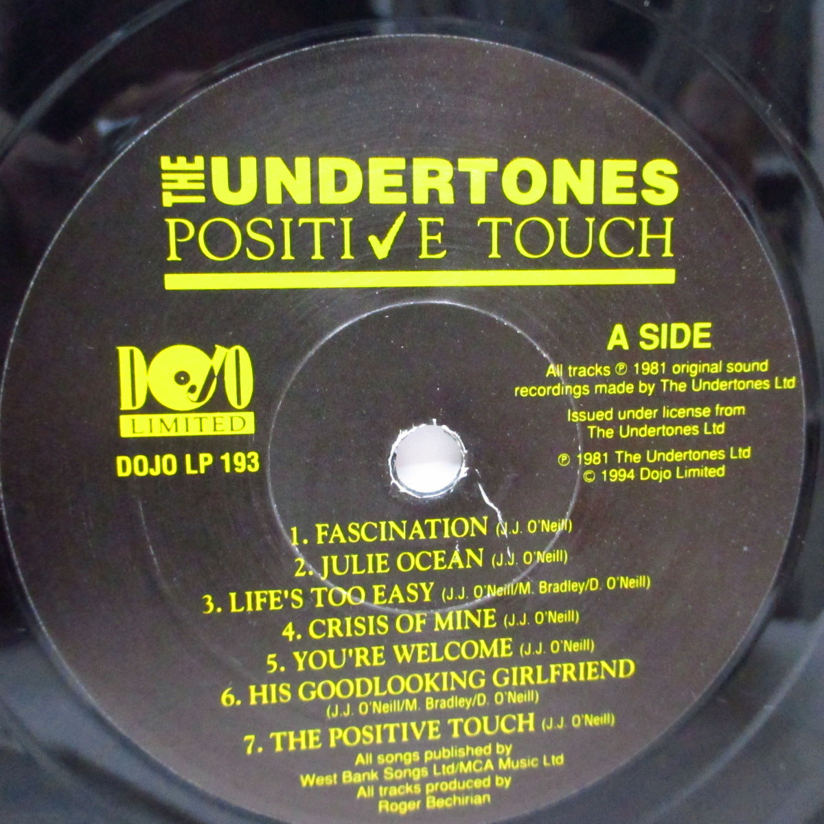UNDERTONES, THE (ジ・アンダートーンズ) - Positive Touch (EU '94 「500枚限定再発」10"/Dojo LP 193)'81年サード!