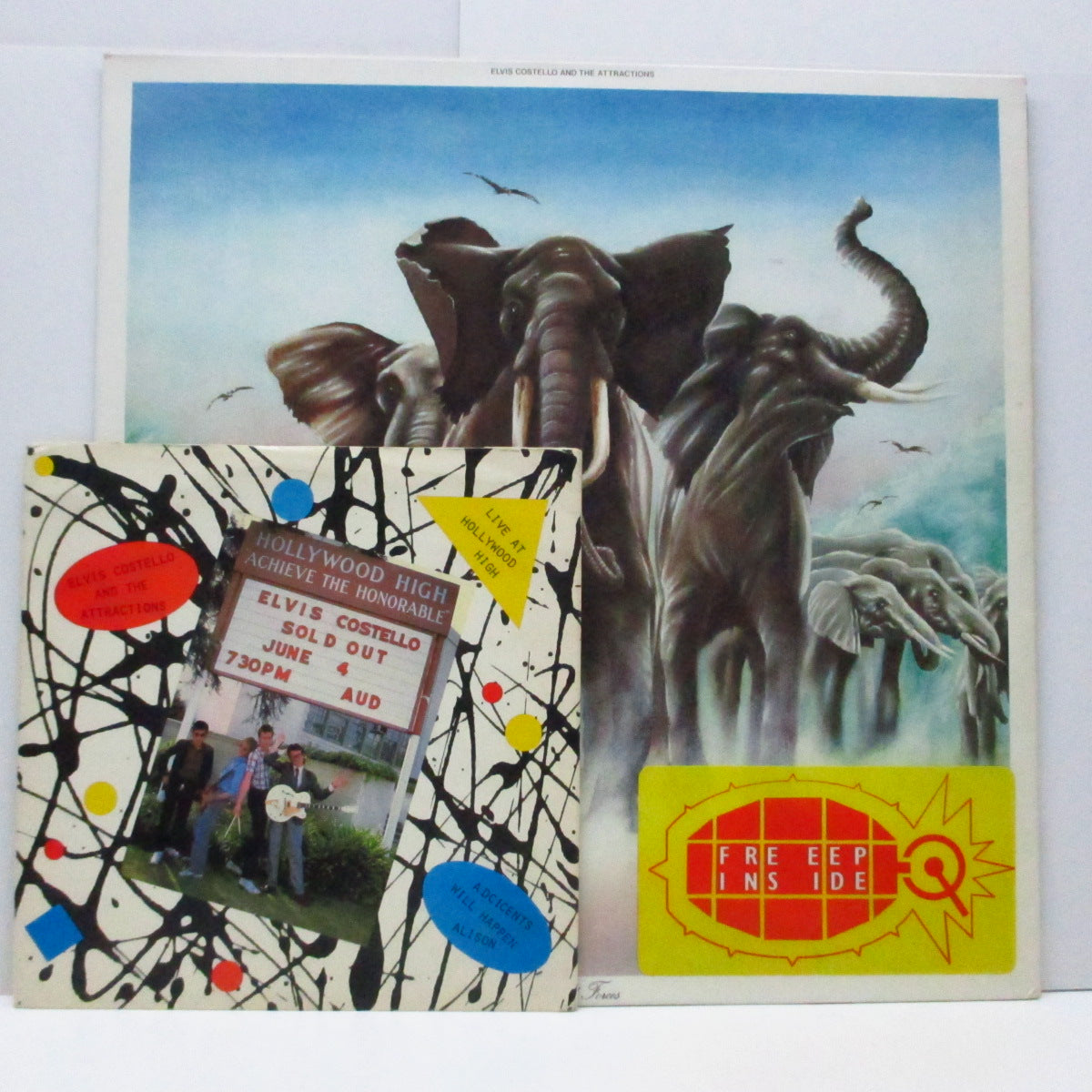 ELVIS COSTELLO And The Attractions (エルヴィス・コステロ & ジ・アトラクションズ) - Armed Forces (UK オリジナル LP+インナー、7"、ポストカード4枚/ステッカー付き見開ジャケ) 完品!