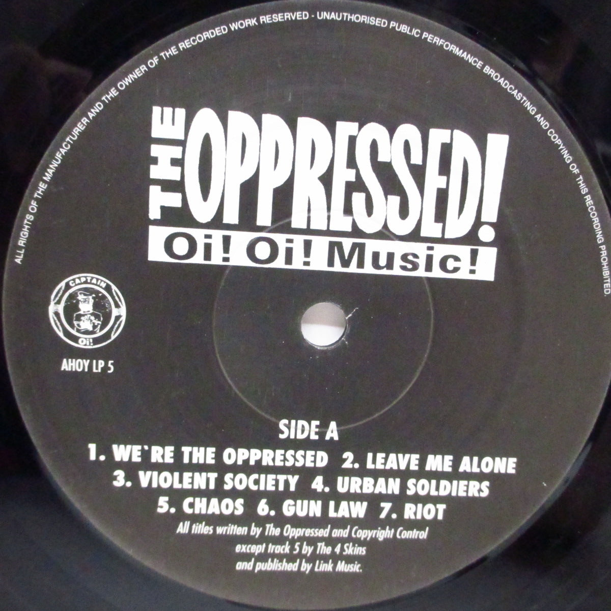 OPPRESSED!, THE (ジ・オプレスド) - Oi! Oi! Music! (UK '97 再発 LP+インサート/AHOY LP 005) '84年ファースト!
