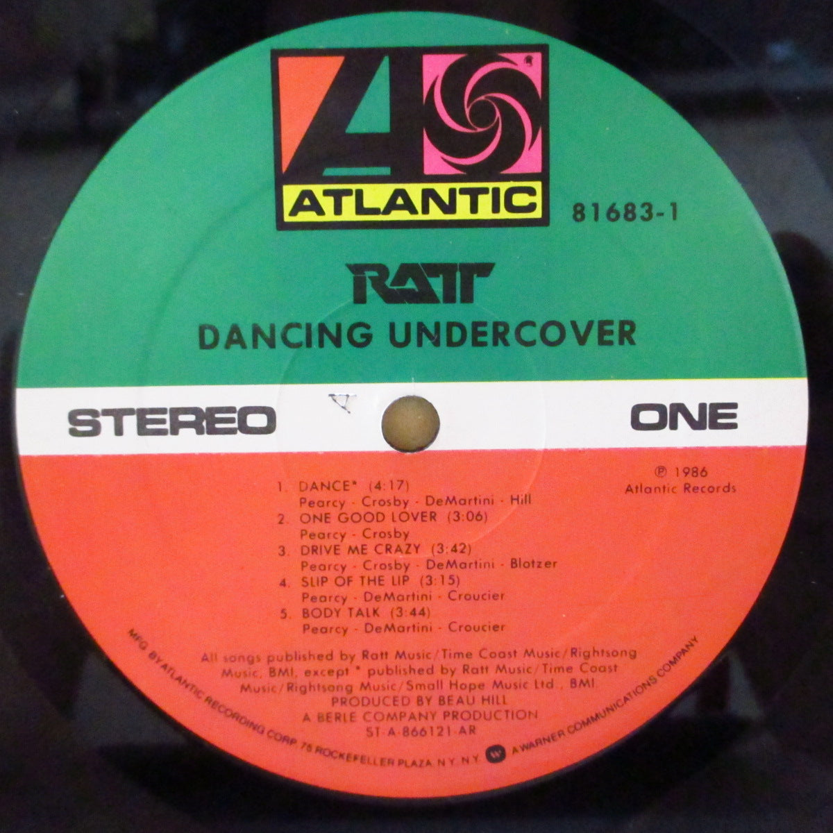 RATT (ラット) - Dancing Undercover (US オリジナル「バンド名ロゴ表記ラベ」 LP+ソフト紙インナー) '86年3rdアルバム