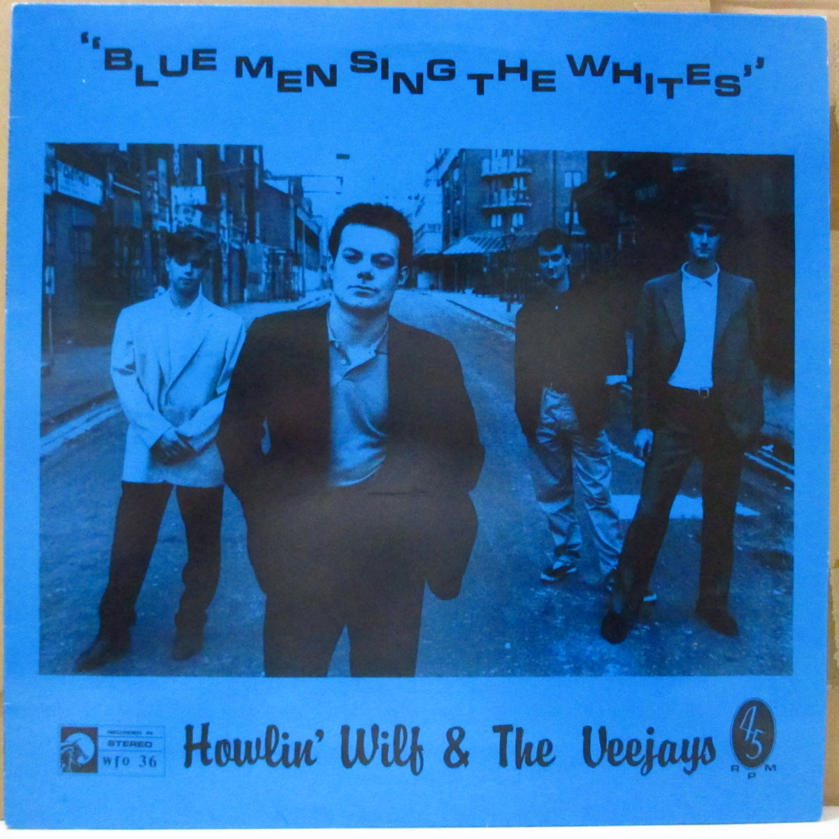 HOWLIN' WILF & THE VEE-JAYS (ハウリン・ウィルフ・アンド・ザ・ヴィージェイズ) - Blue Men Sing The Whites (UK オリジナル LP/ブルー光沢ジャケ)