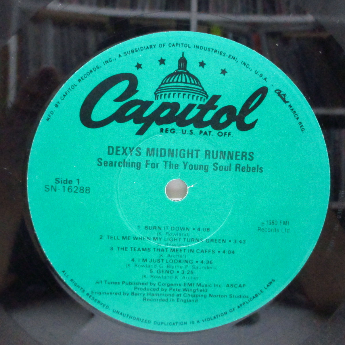 DEXYS MIDNIGHT RUNNERS (ディキシーズ・ミッドナイト・ランナーズ) - Searching For The Young Soul Rebels (US 80's 再発「緑ラベ」 LP/SN-16288)