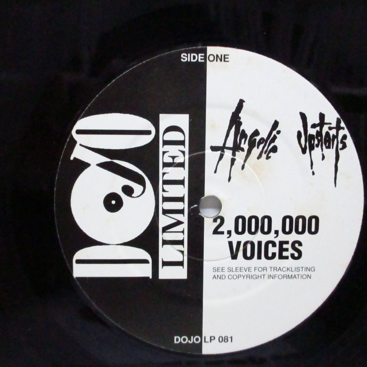 ANGELIC UPSTARTS (エンジェリック・アップスターツ) - 2,000,000 Voices (UK '93 再発 LP+、ボーナス7"/Dojo LP 81) インナー無 !