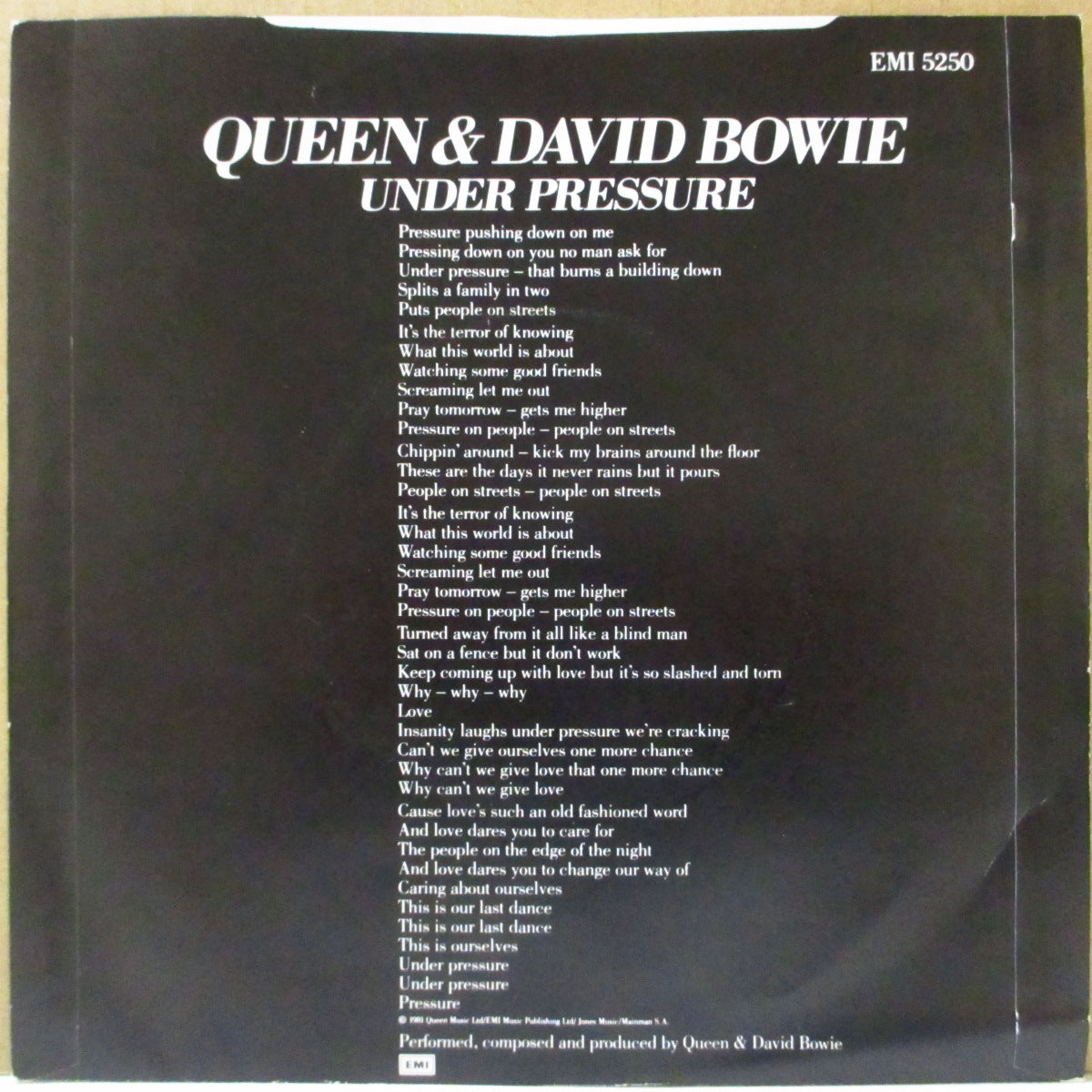 QUEEN & DAVID BOWIE (クイーン & デヴィッド・ボウイ) - Under Pressure (UK '81 オリジナル「黒紙ラベ・ラウンドセンター」 7インチ+「アーティスト名と曲名の位置が離れた」光沢ジャケ)