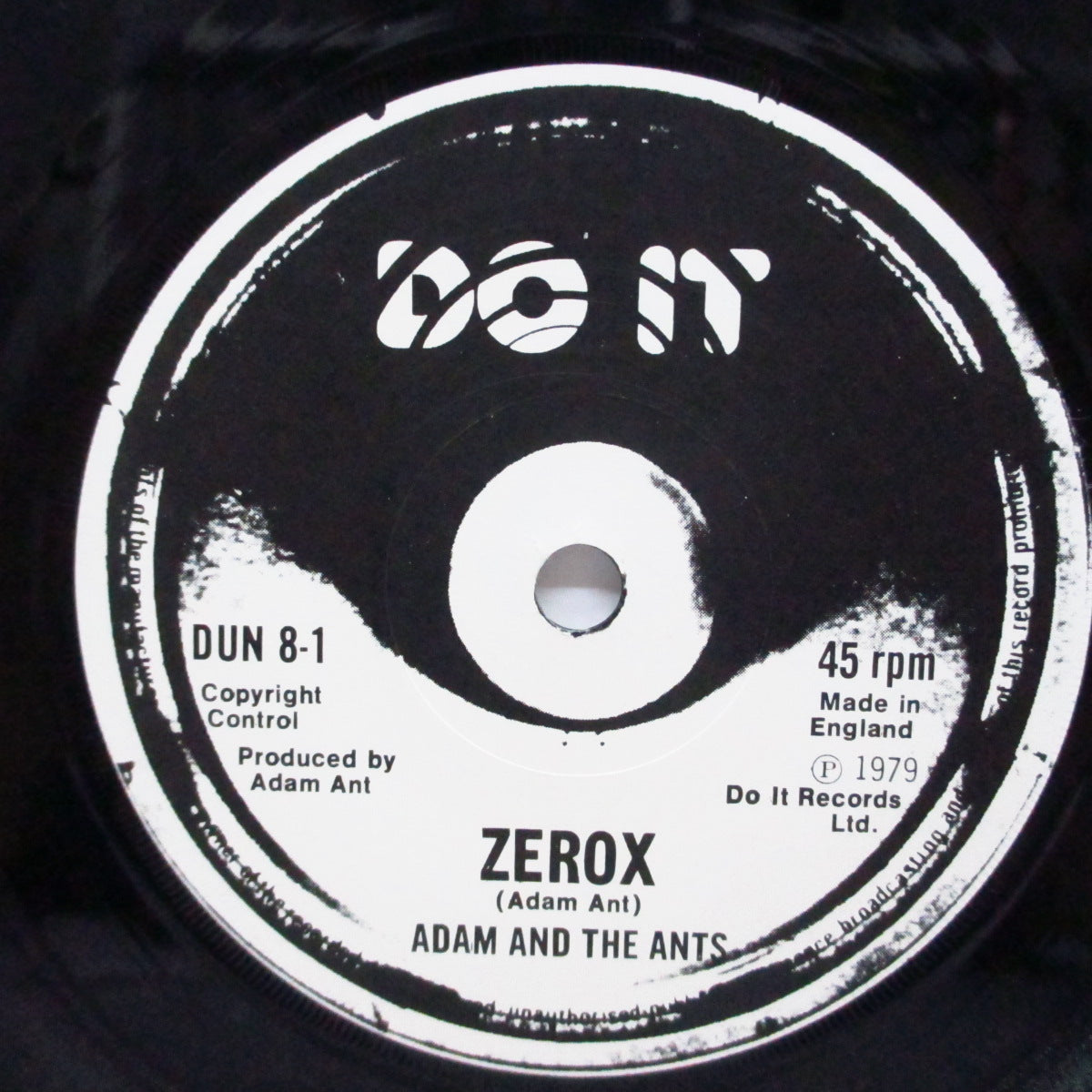 ADAM AND THE ANTS (アダム・アンド・ジ・アンツ) - Zerox / Whip In My Valise (UK オリジナル 7"+光沢固紙ジャケ)