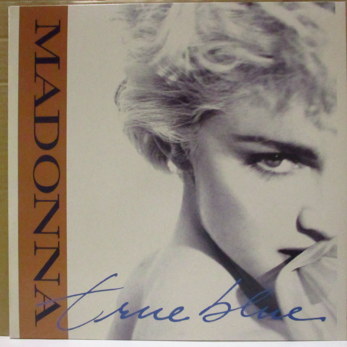 MADONNA (マドンナ) - トゥルー・ブルー スーパー・クラブ・ミックス - True Blue (Japan '86 オリジナル5曲入り 12インチ+インサート/帯欠)