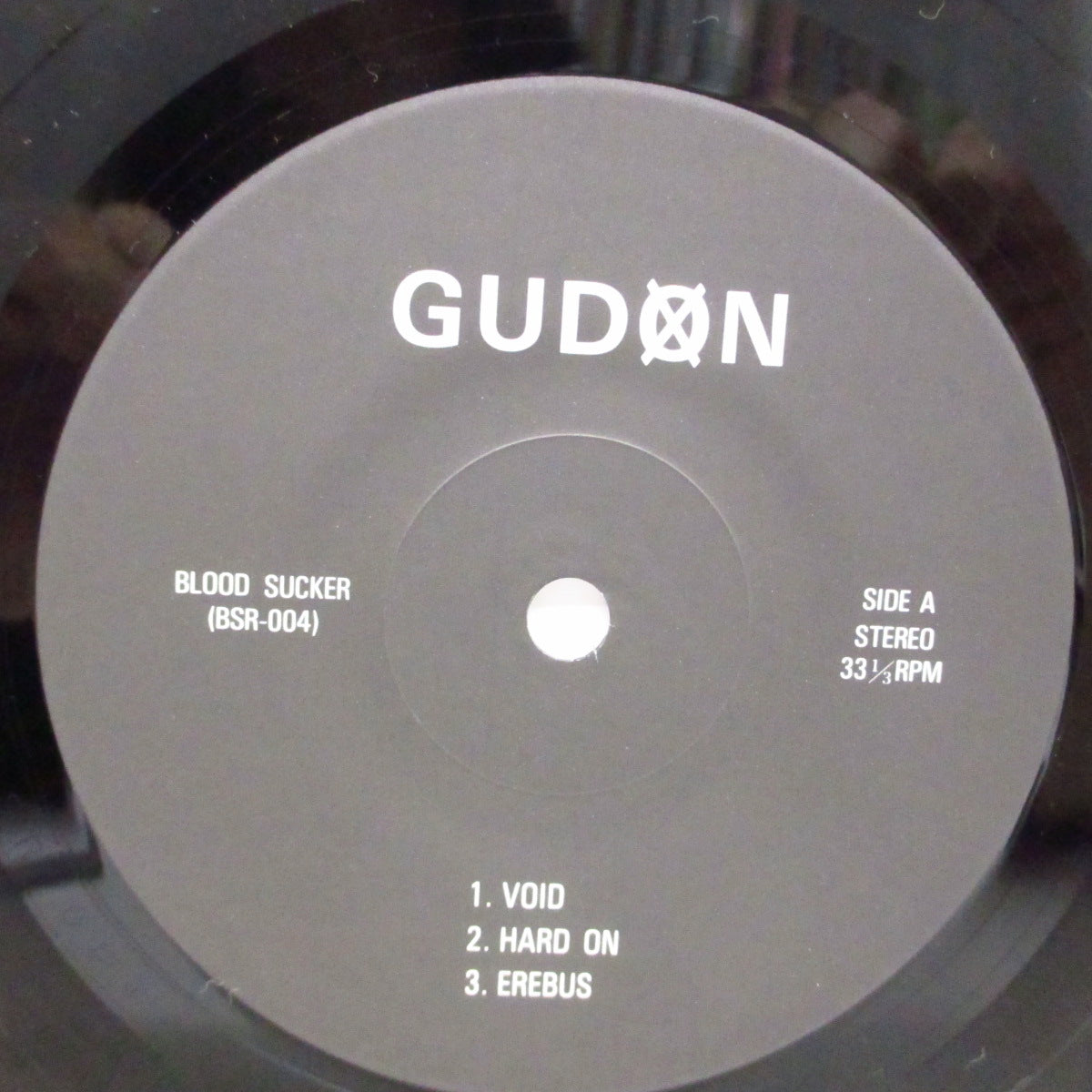 GUDON / WARHEAD JUNK (愚鈍 / ウォーヘッド・ジャンク) - Blood Sucking Freaks (Japan '91 オリジナル 7曲入り7"/光沢ソフト紙ジャケ)
