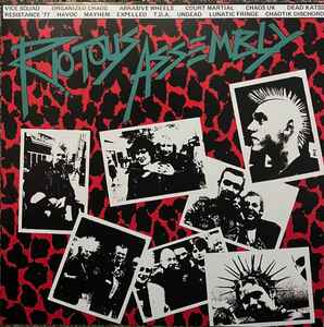 V.A. ('82年UKハードコア・コンピ!) - Riotous Assembly (US 正規再発「限定ブラックヴァイナル」LP/ New) ビッグポスター付き!