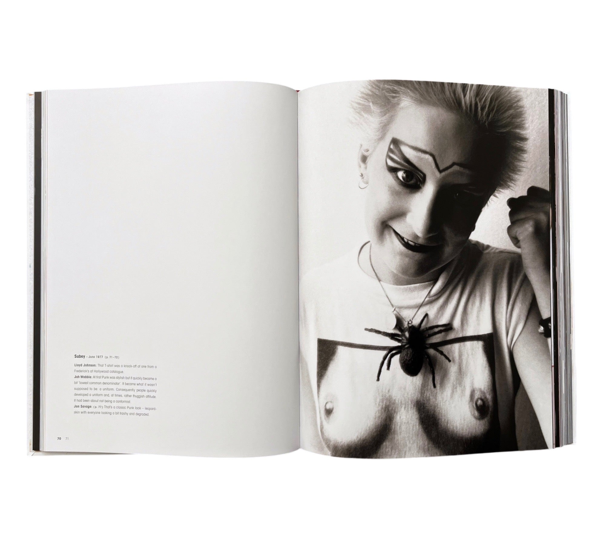 SHEILA ROCK (シェイラ・ロック) - Young Punks (UK限定プレス「ハードカバー本」/ New)