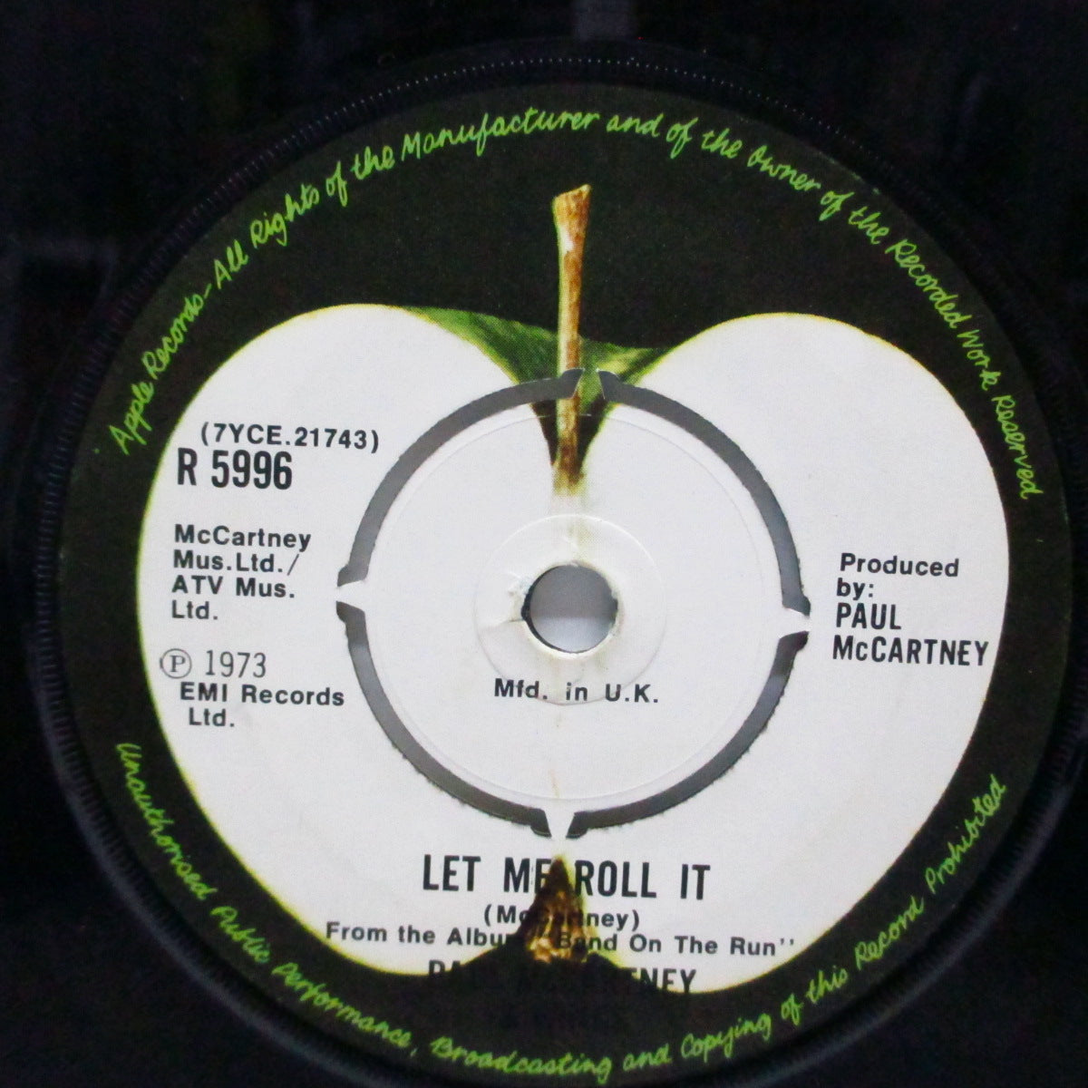 PAUL McCARTNEY & WINGS (ポール・マッカートニー & ウイングス) - Jet (UK オリジナル「ラウンドセンター」7"+黒カンパニースリーブ)