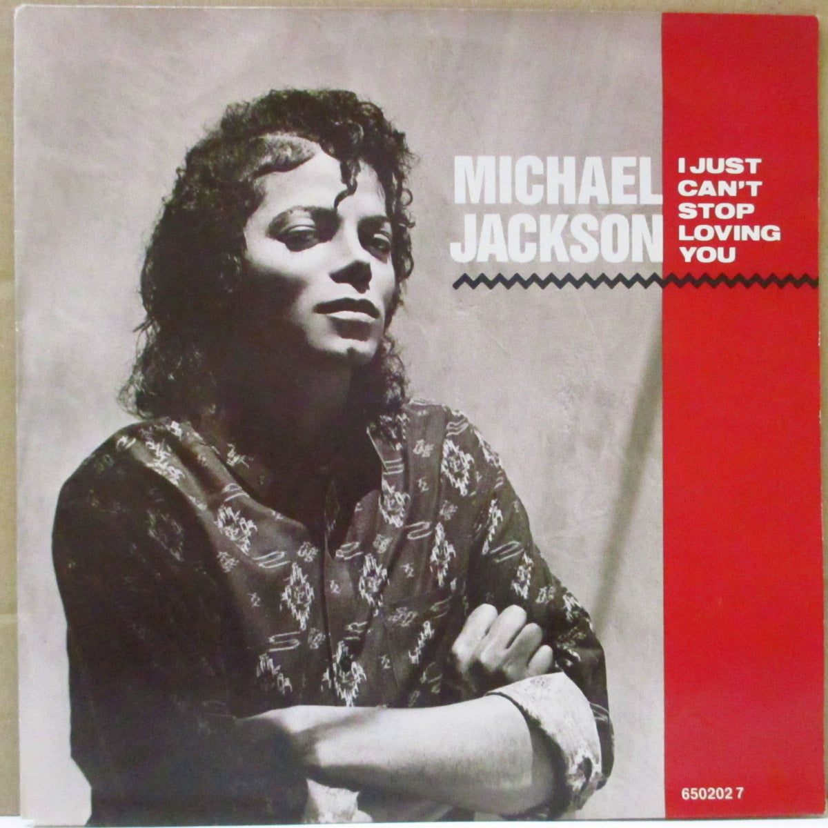 MICHAEL JACKSON (マイケル・ジャクソン) - I Just Can't Stop Loving You / Baby Be Mine (EU オリジナル「小穴」センター 7"+光沢ソフト紙「赤色」ジャケ)