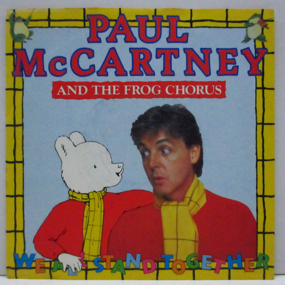 PAUL McCARTNEY And The Frog Chorus (ポ−ル・マッカートニー & ザ ・フロッグ・コーラス) - We All Stand Together (UK オリジナル黒ラベ「フラットセンター」7"+マット・ソフト紙ジャケ)