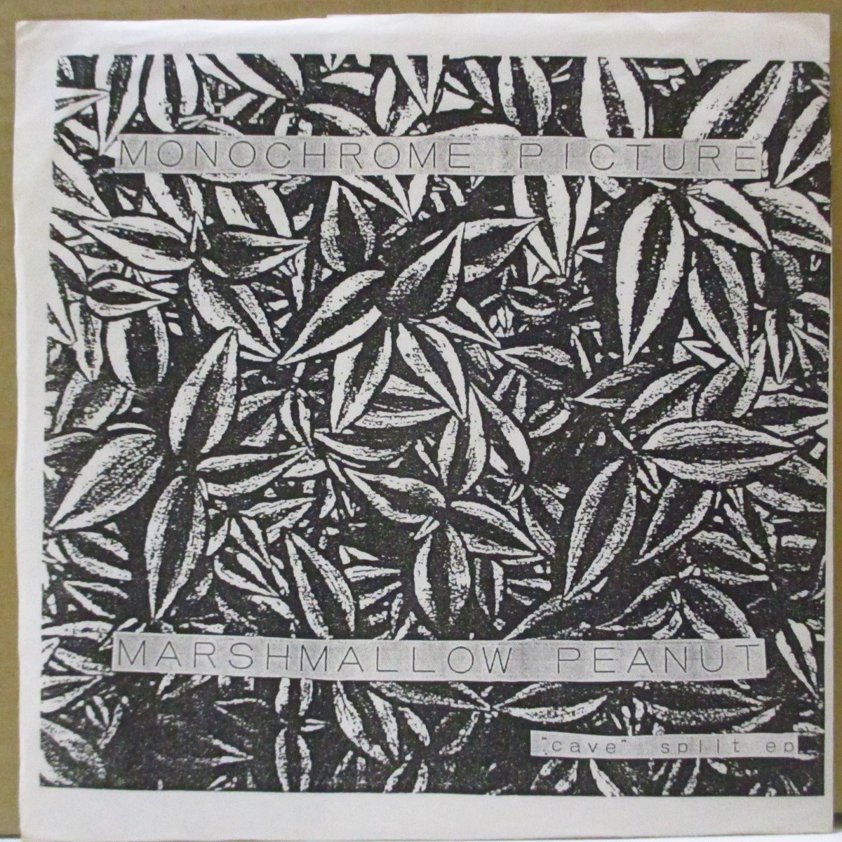 MONOCHROME PICTURE/ MARSHMALLOW PEANUT (モノクローム・ピクチャー / マシュマロ・ピーナッツ) - "Cave" Split Ep (Japan Orig.7"+Insert)
