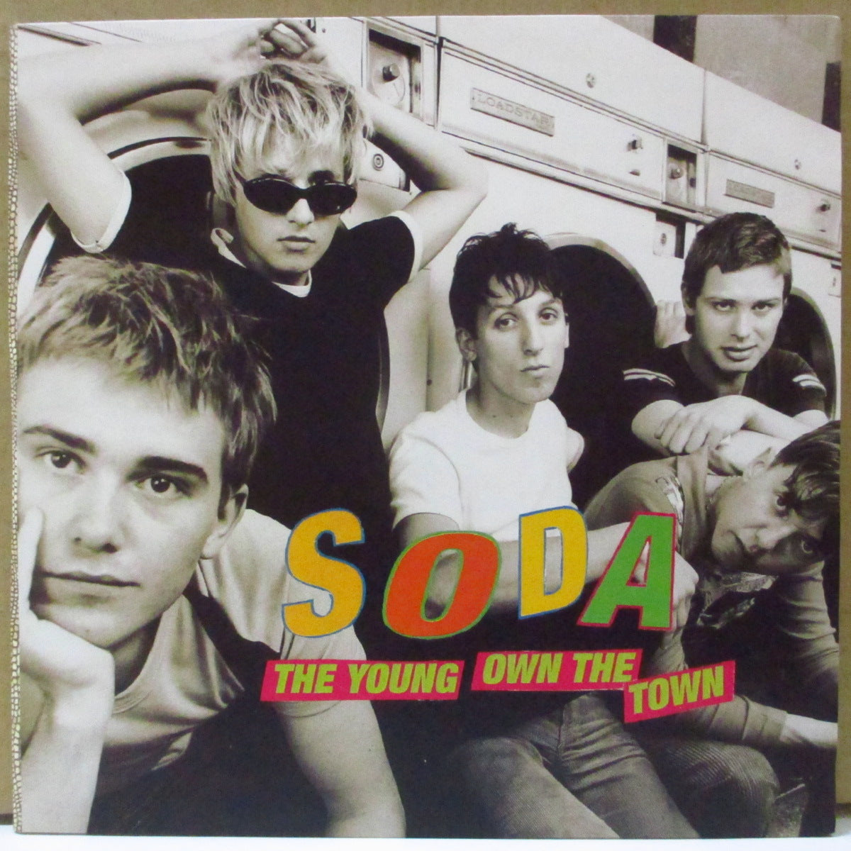 SODA (ソーダ) - The Young Own The Town +2 (UK Orig.Pink Vinyl 7"/GS)